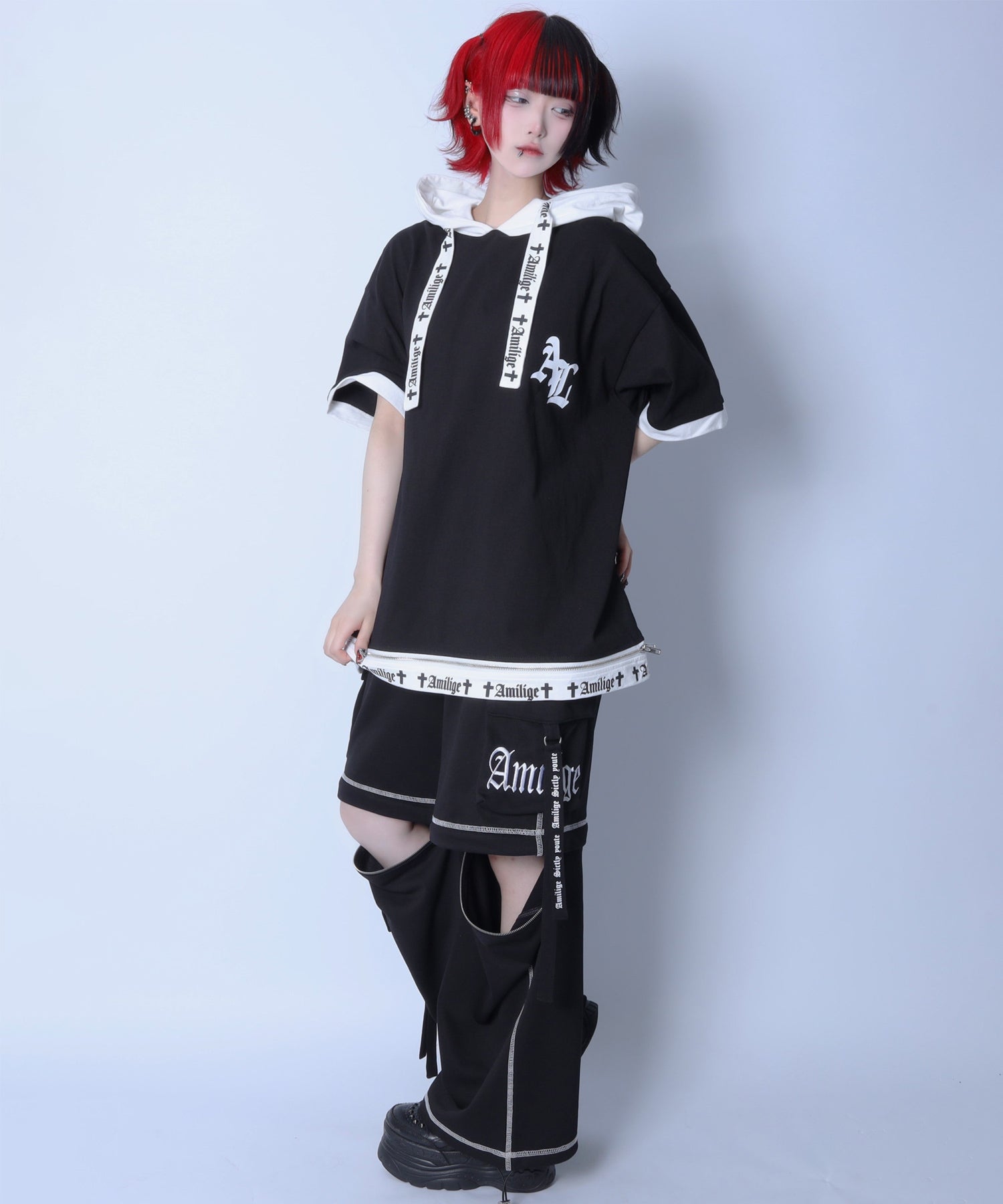 Amiligeロゴ裾ZIP半袖カットソーパーカー