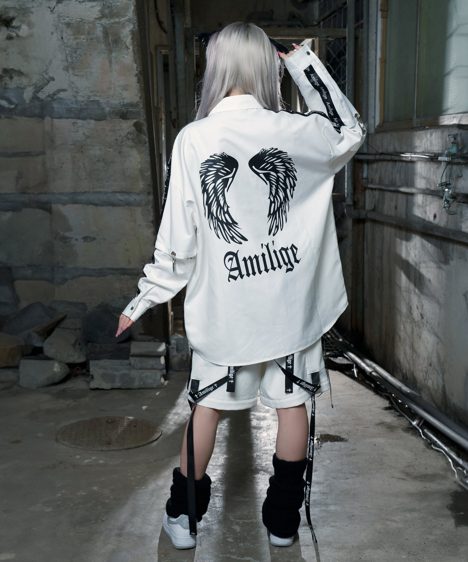 袖リングウイングプリントシャツ