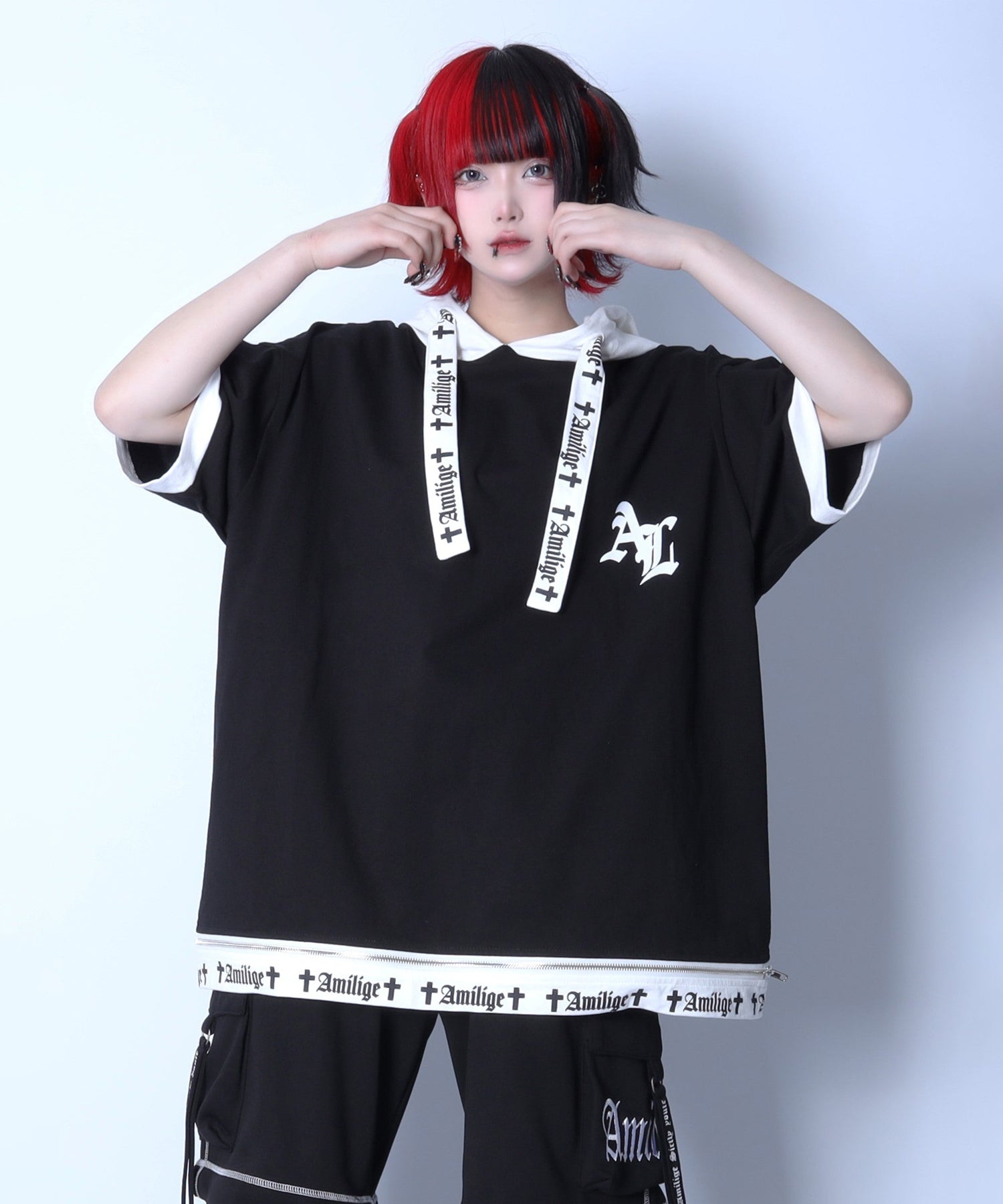 Amiligeロゴ裾ZIP半袖カットソーパーカー