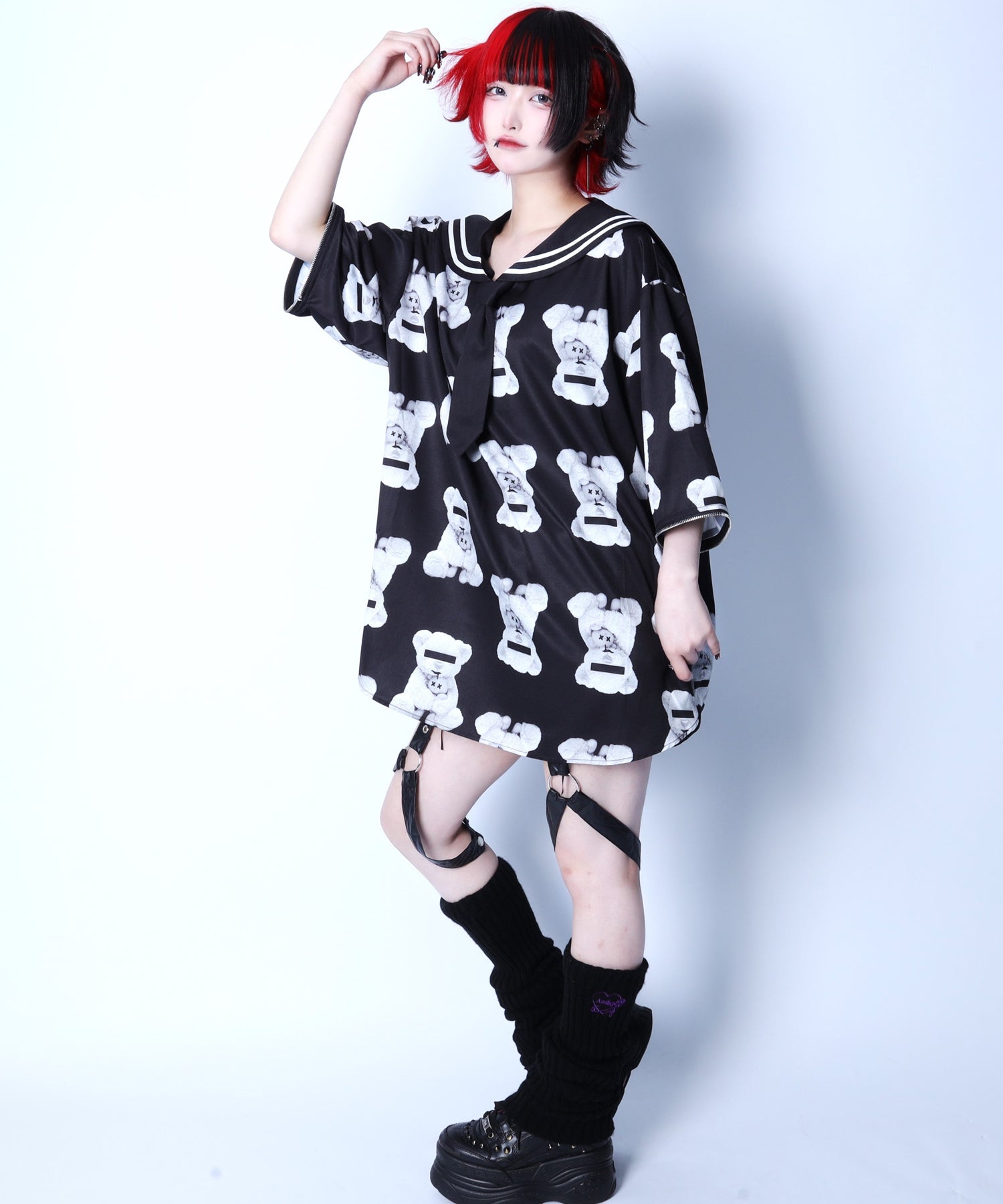 PSYCHO PASS総柄セーラーカラープルオーバー