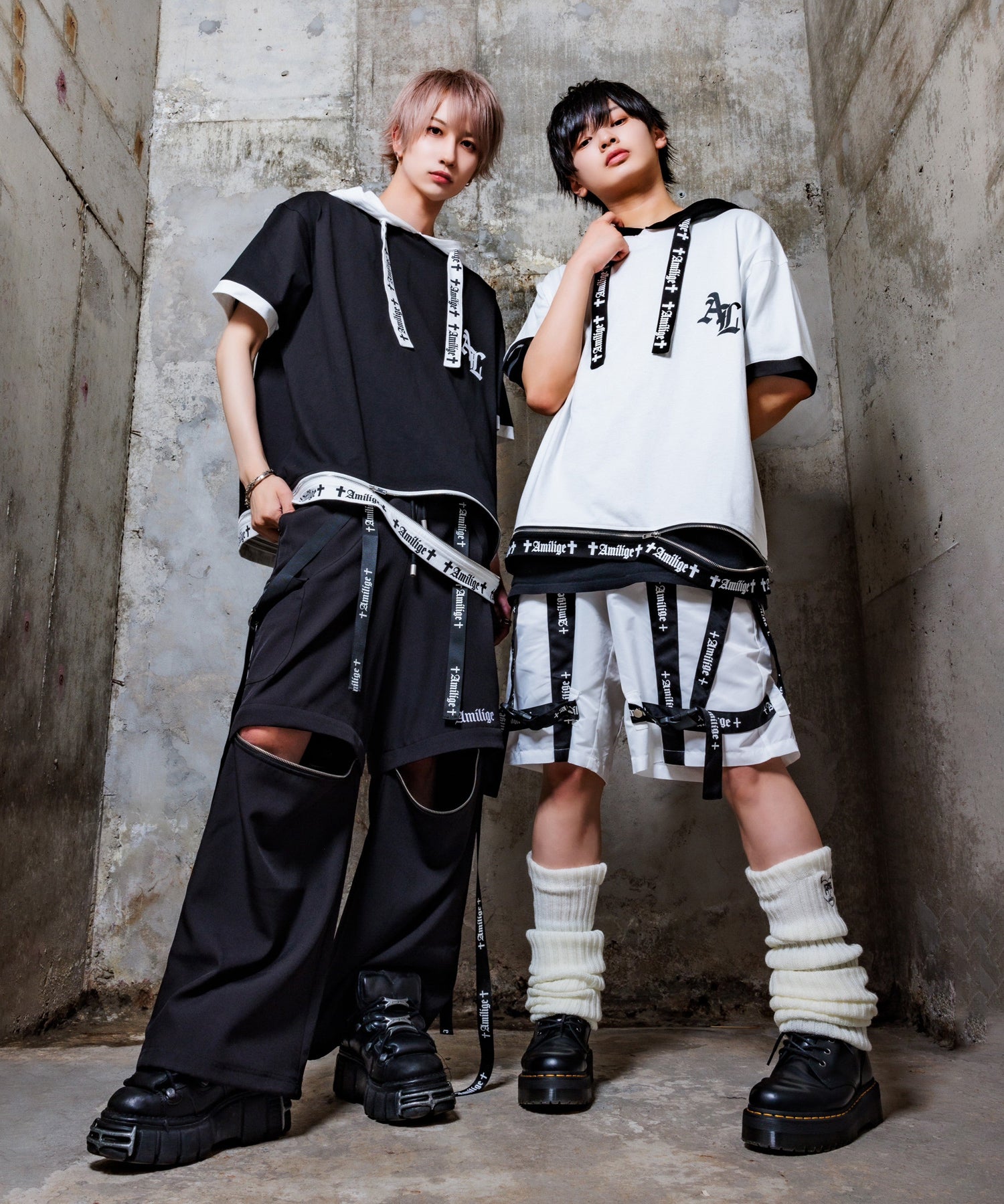 Amiligeロゴ裾ZIP半袖カットソーパーカー