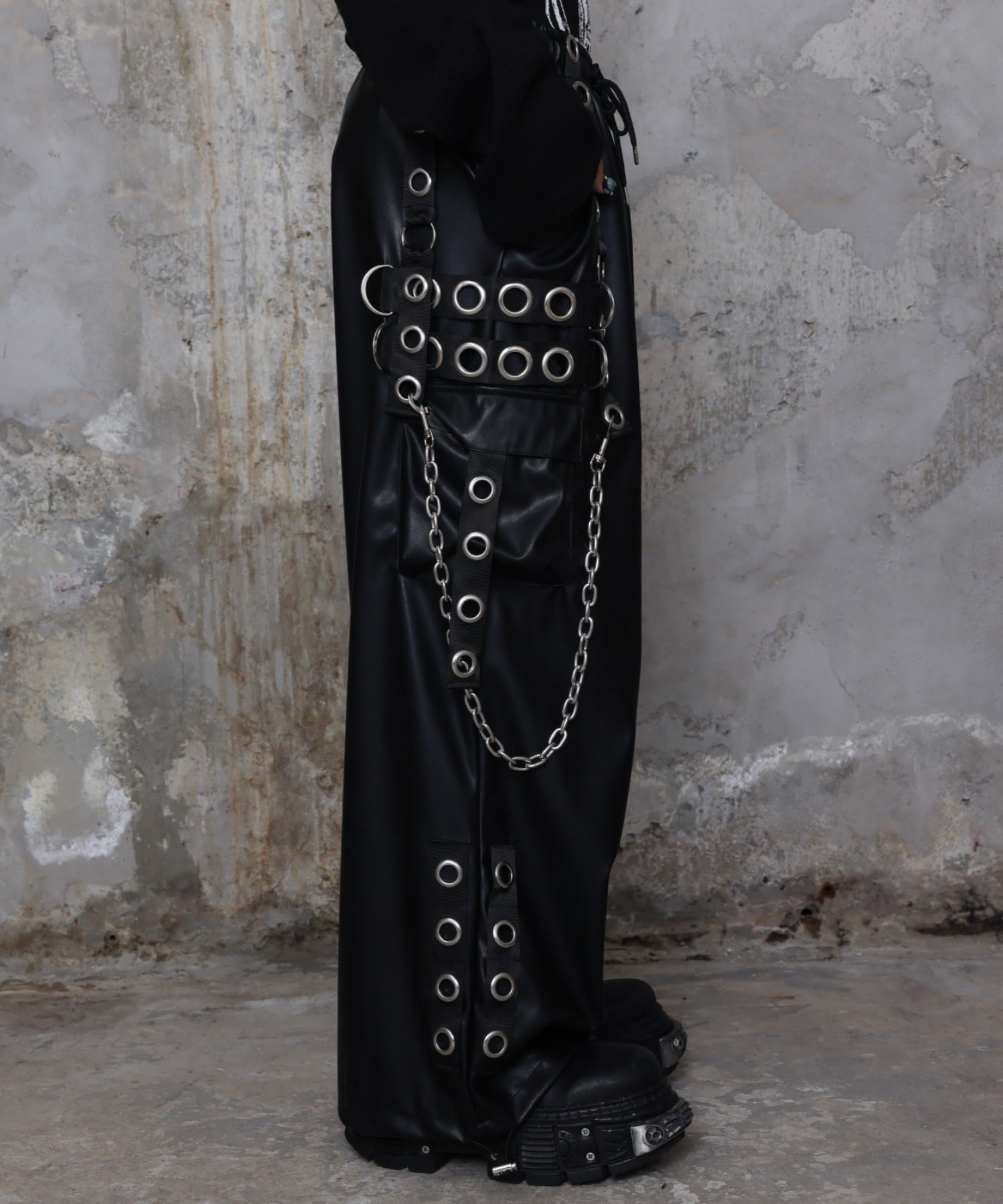 PUサスペンダージョガーパンツ