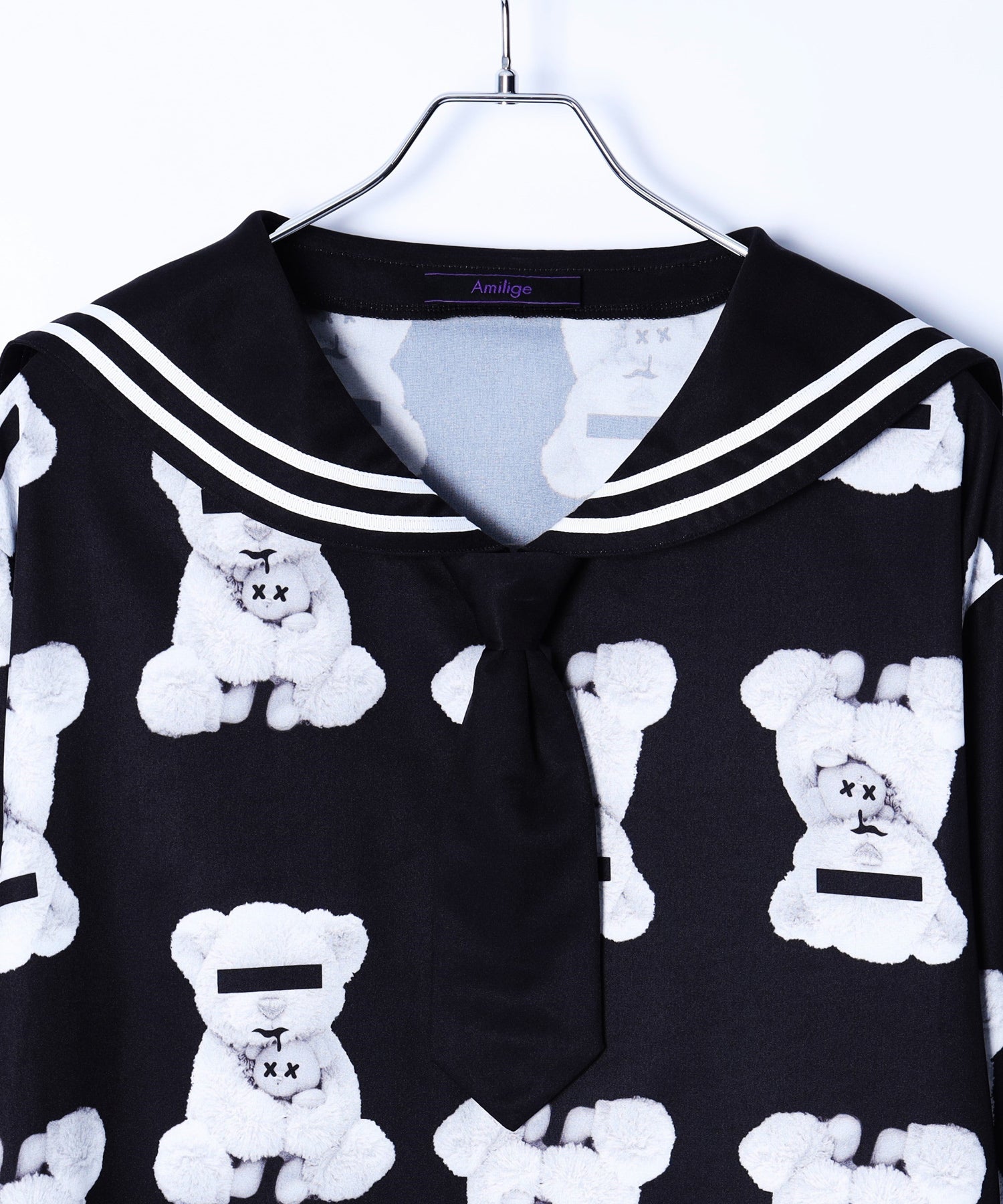 PSYCHO PASS総柄セーラーカラープルオーバー