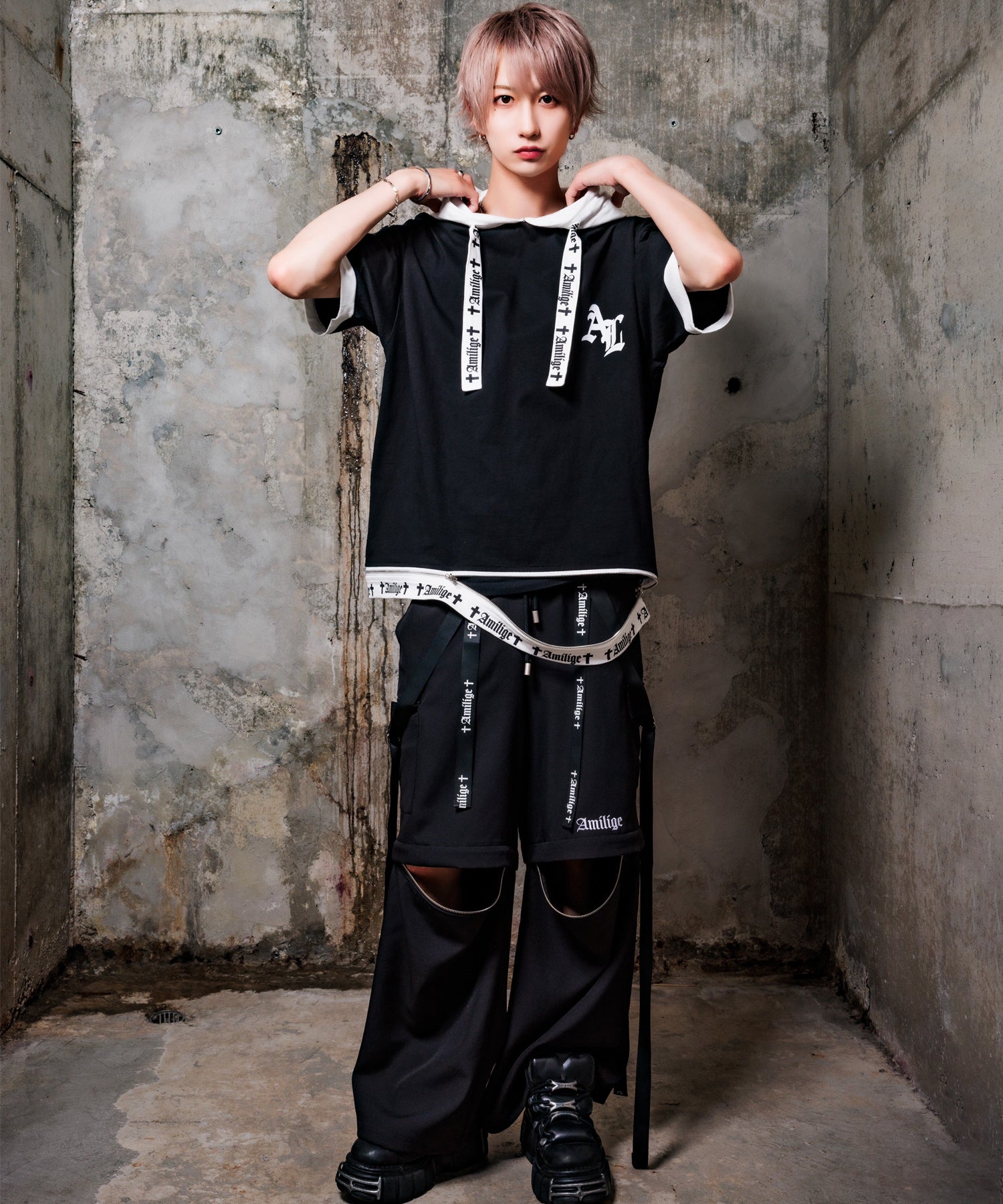 Amiligeロゴ裾ZIP半袖カットソーパーカー