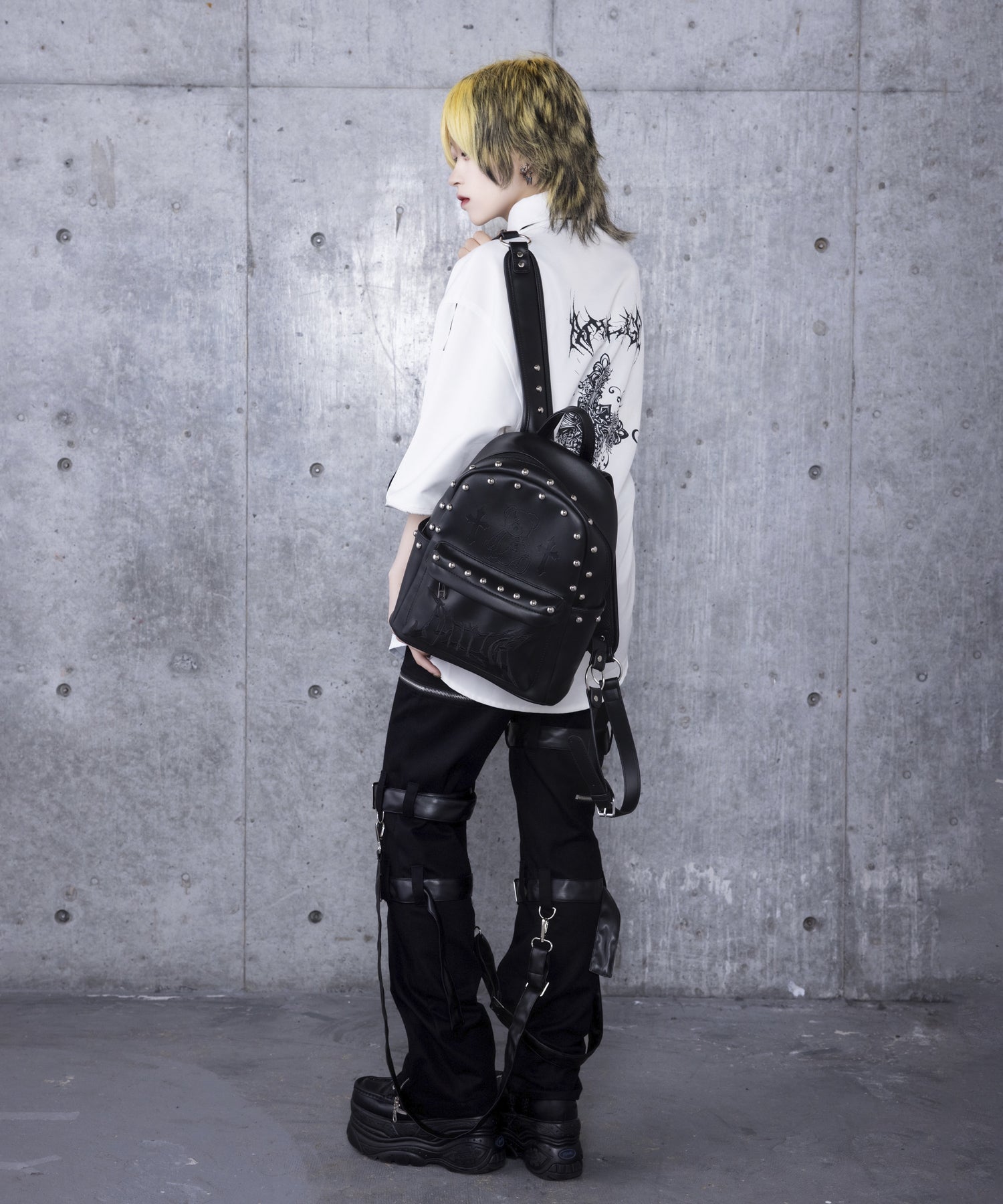 DARK ANGEL BEAR型押しスタッズリュック
