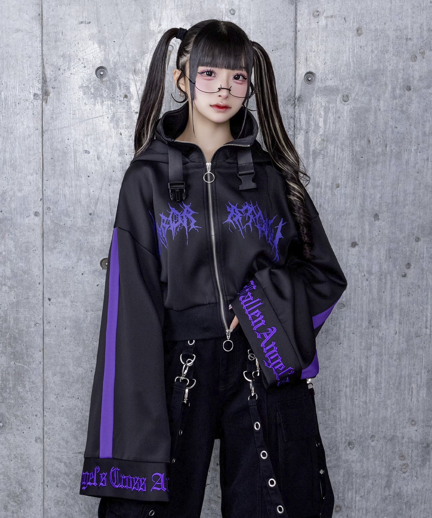 ショートZIPベルトハーネス付きパーカー