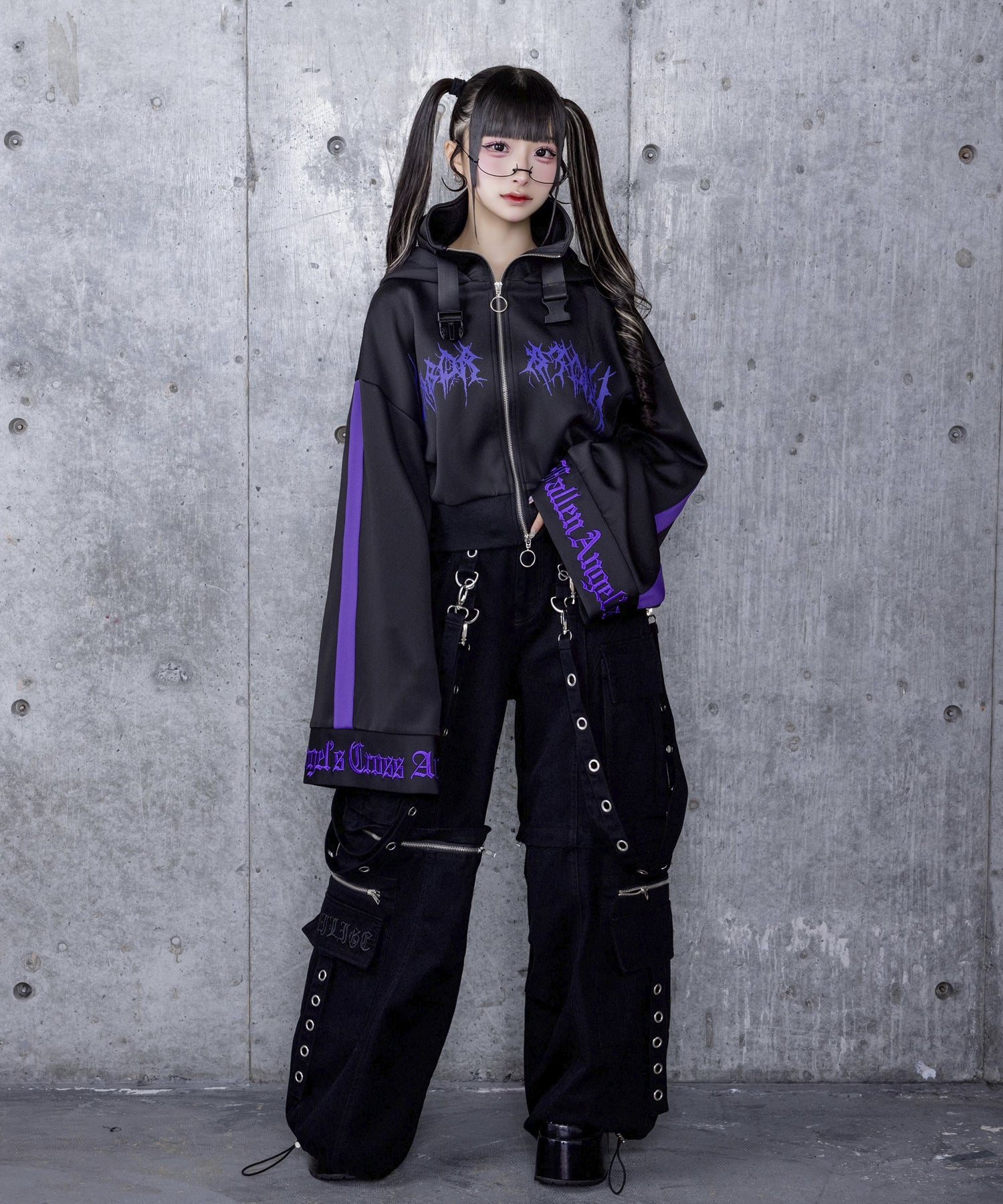 ショートZIPベルトハーネス付きパーカー