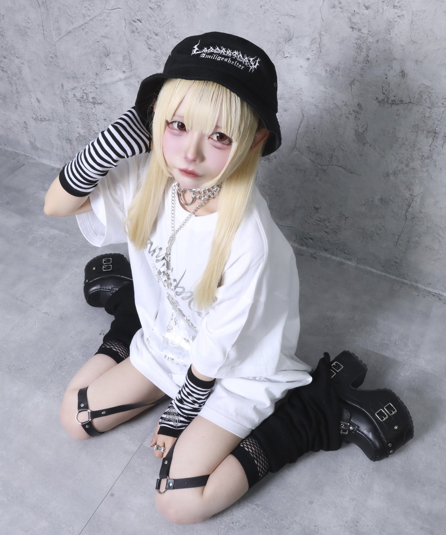 Amilige shelterロゴ刺繍バケットハット