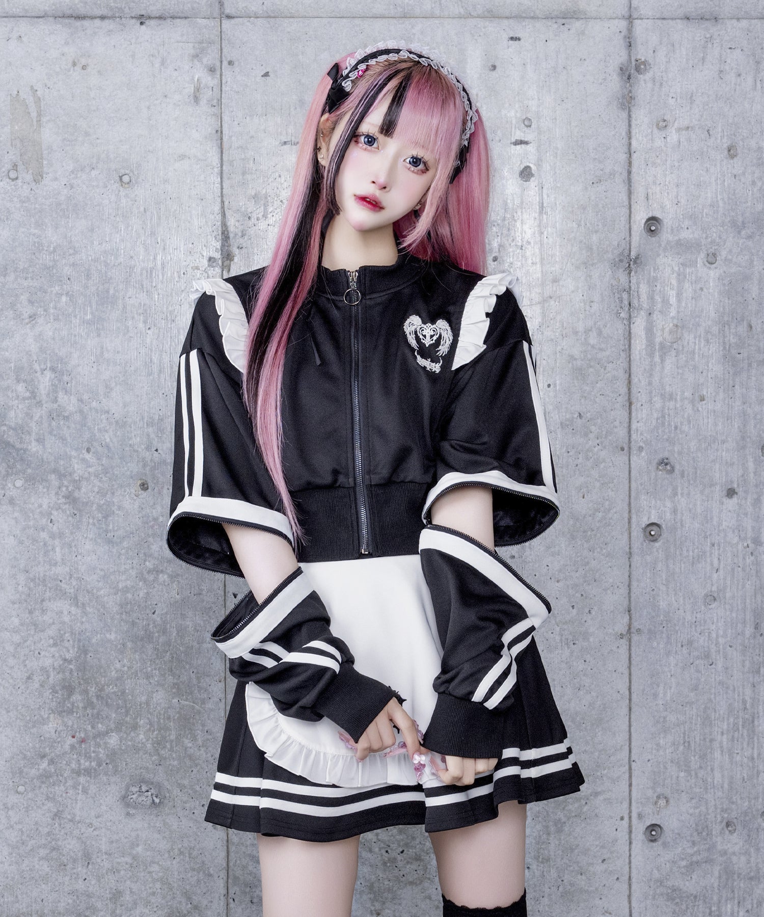 ラインフリル袖ZIPトップス+エプロンスカートセットトップス