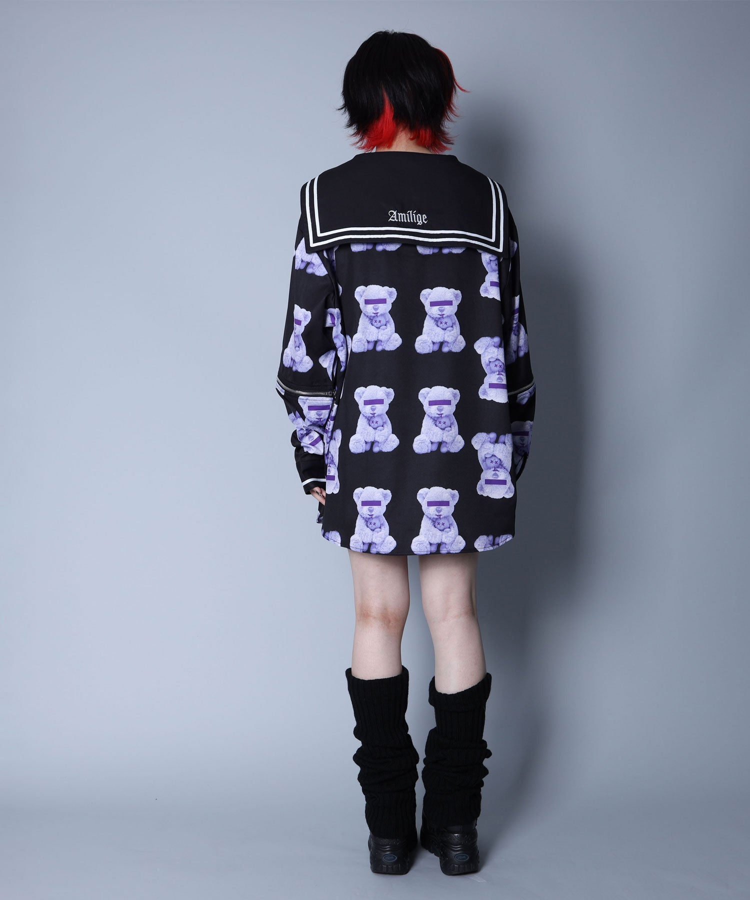 PSYCHO PASS総柄セーラーカラープルオーバー