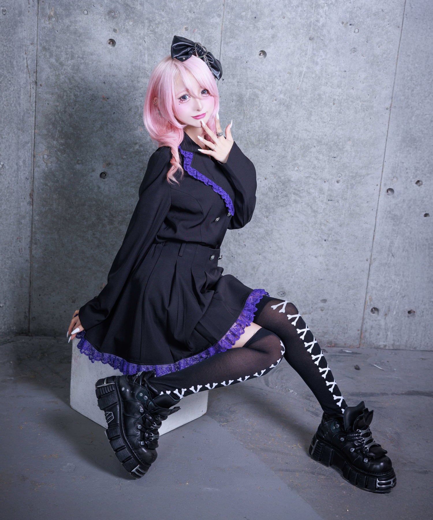 エンブレムワッペン付きレースジャケット ボックスプリーツスカートセット