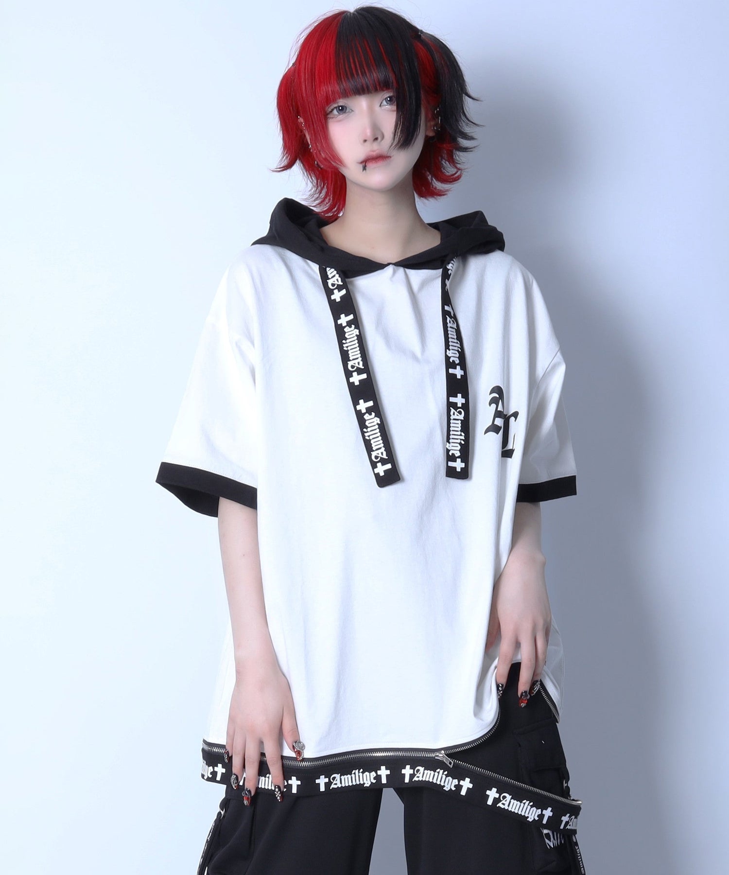 Amiligeロゴ裾ZIP半袖カットソーパーカー