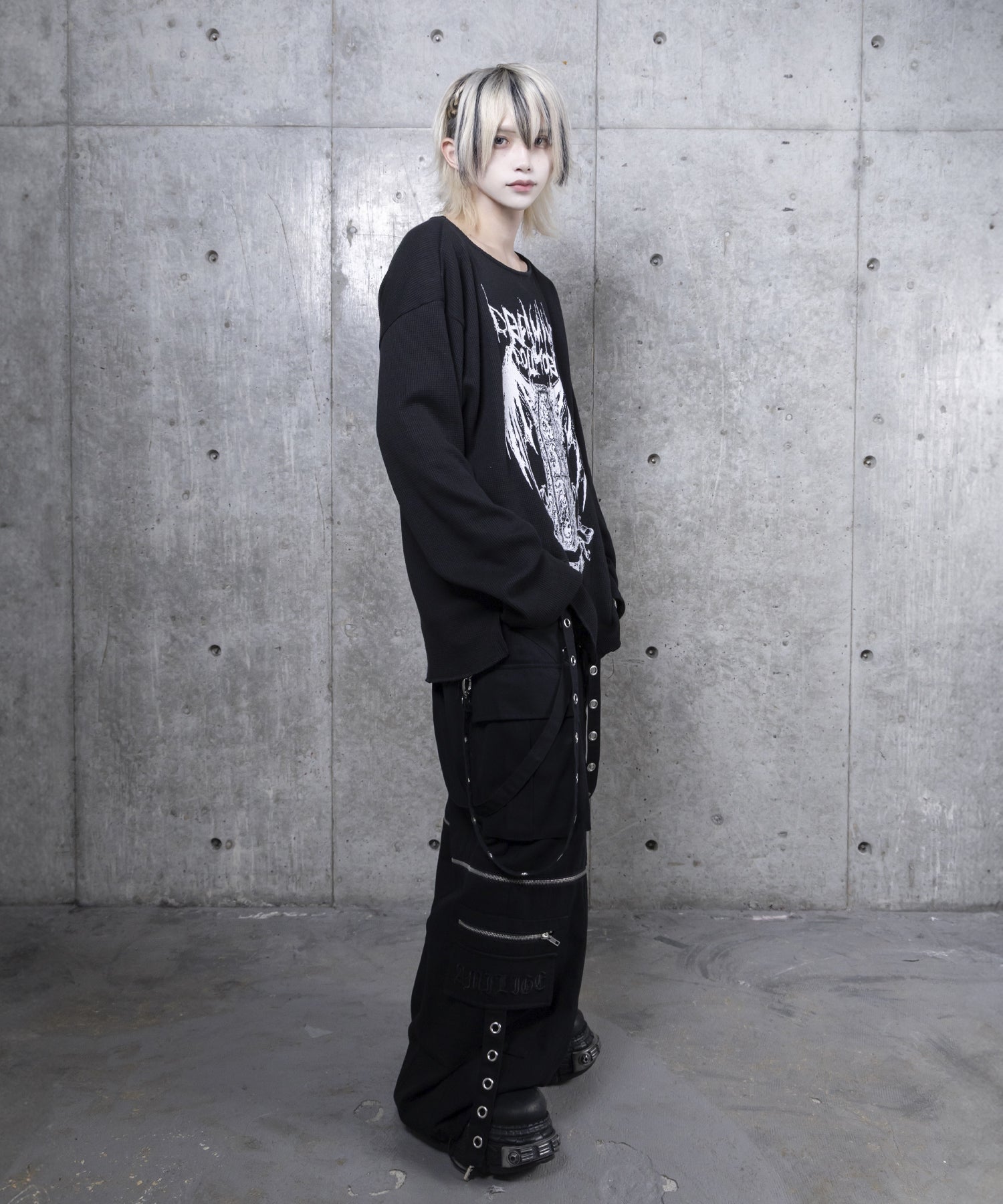 ワッフルコウモリプリントトップス