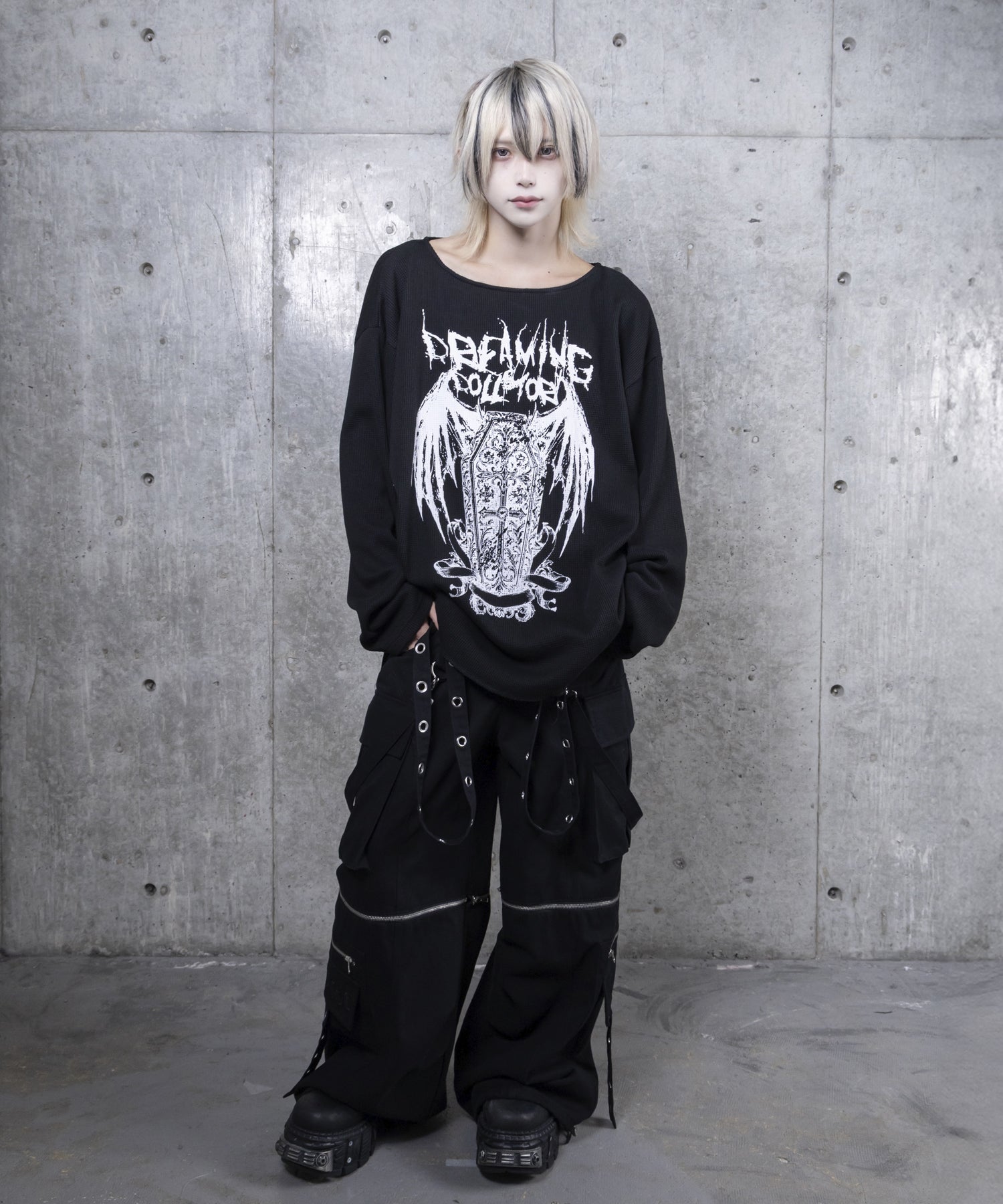 ワッフルコウモリプリントトップス