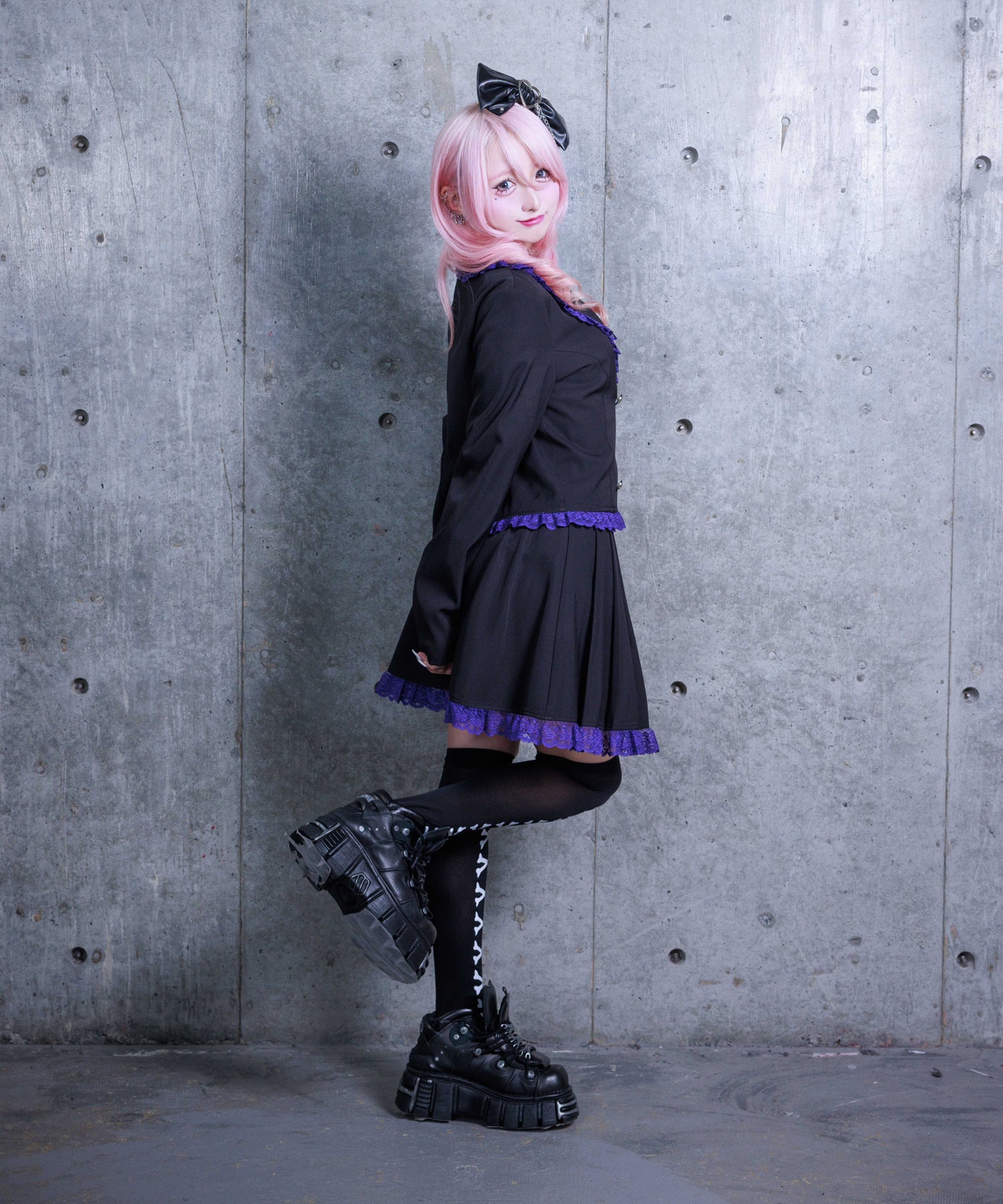 エンブレムワッペン付きレースジャケット ボックスプリーツスカートセット