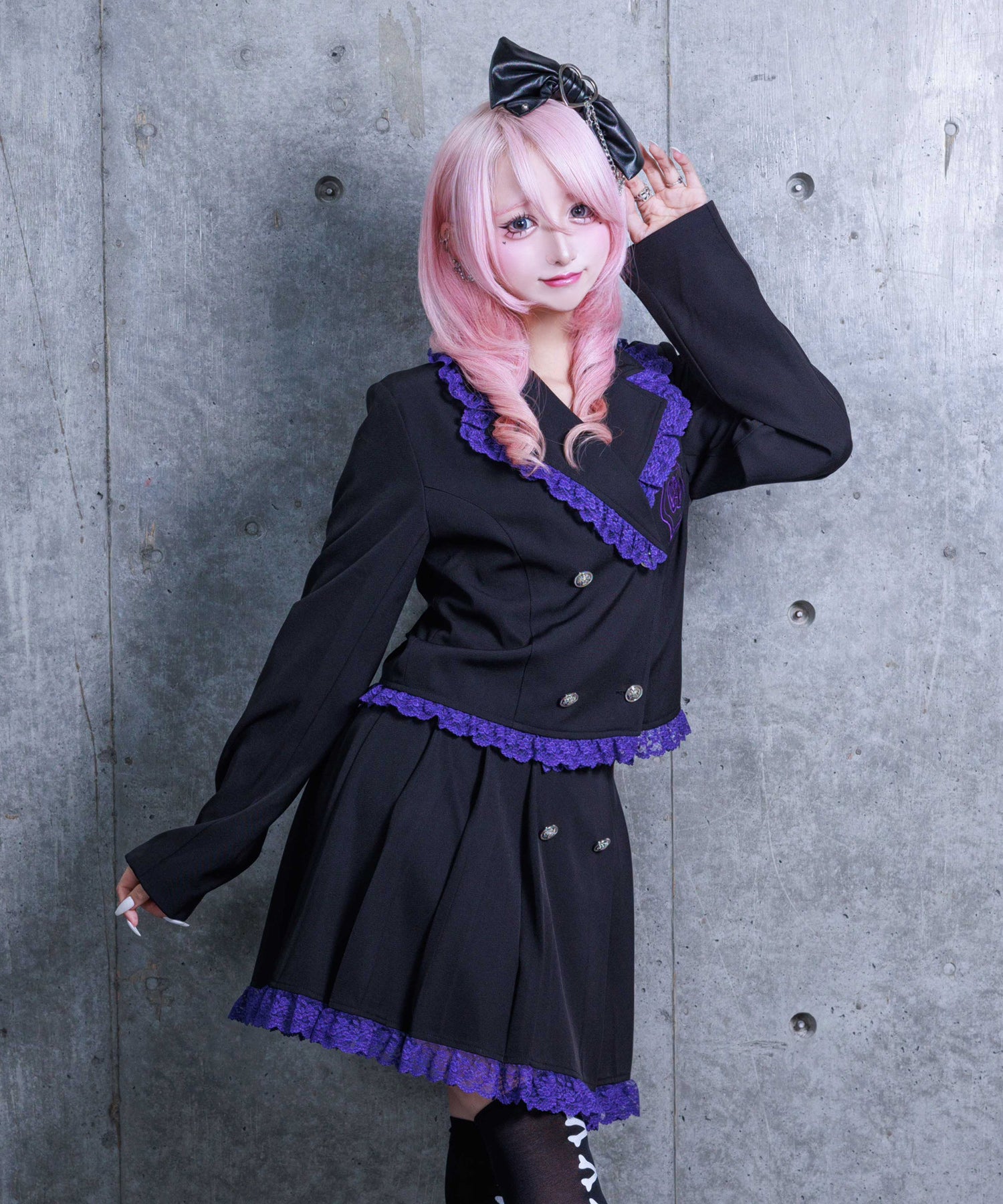 エンブレムワッペン付きレースジャケット ボックスプリーツスカートセット