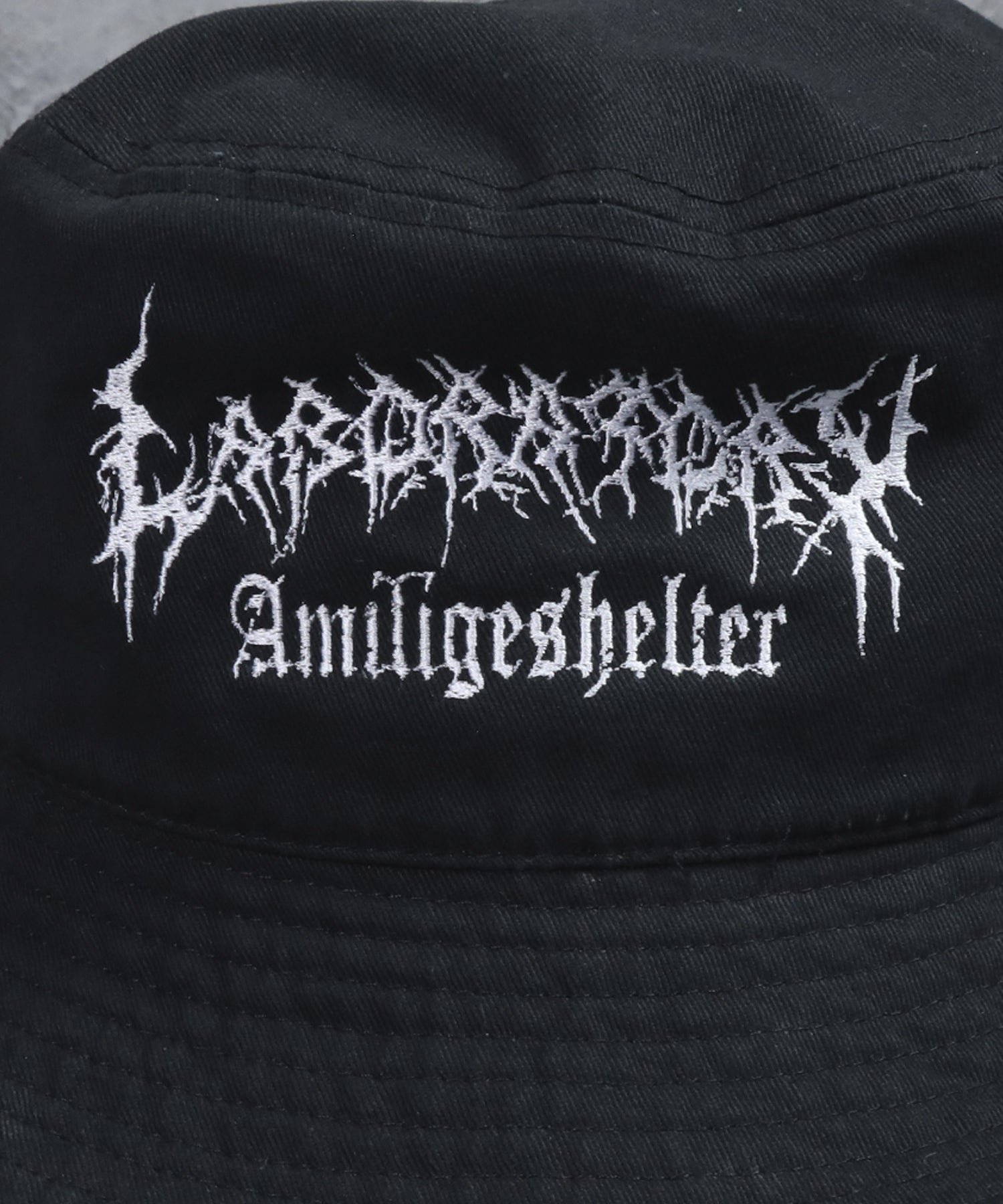 Amilige shelterロゴ刺繍バケットハット