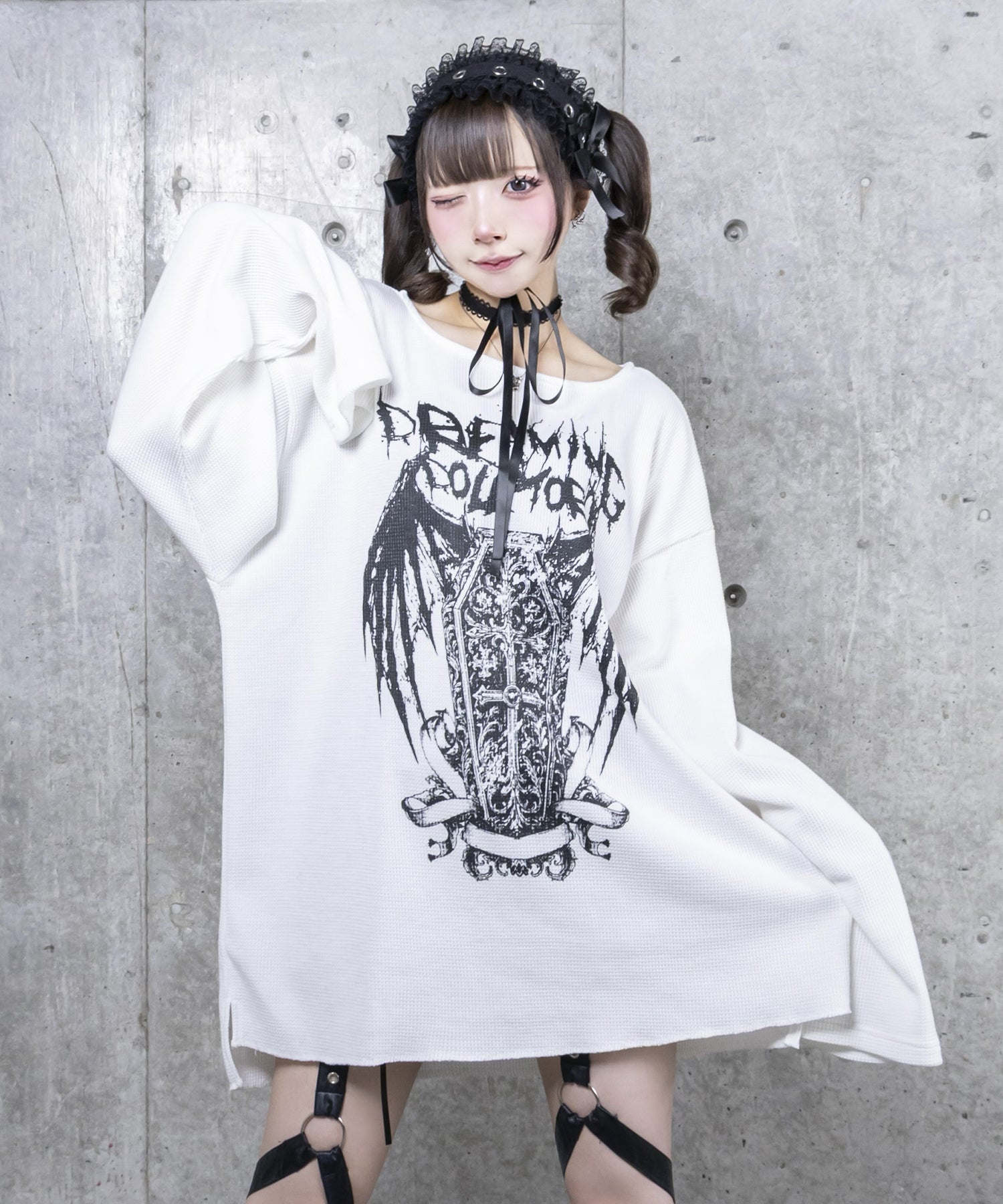 ワッフルコウモリプリントトップス