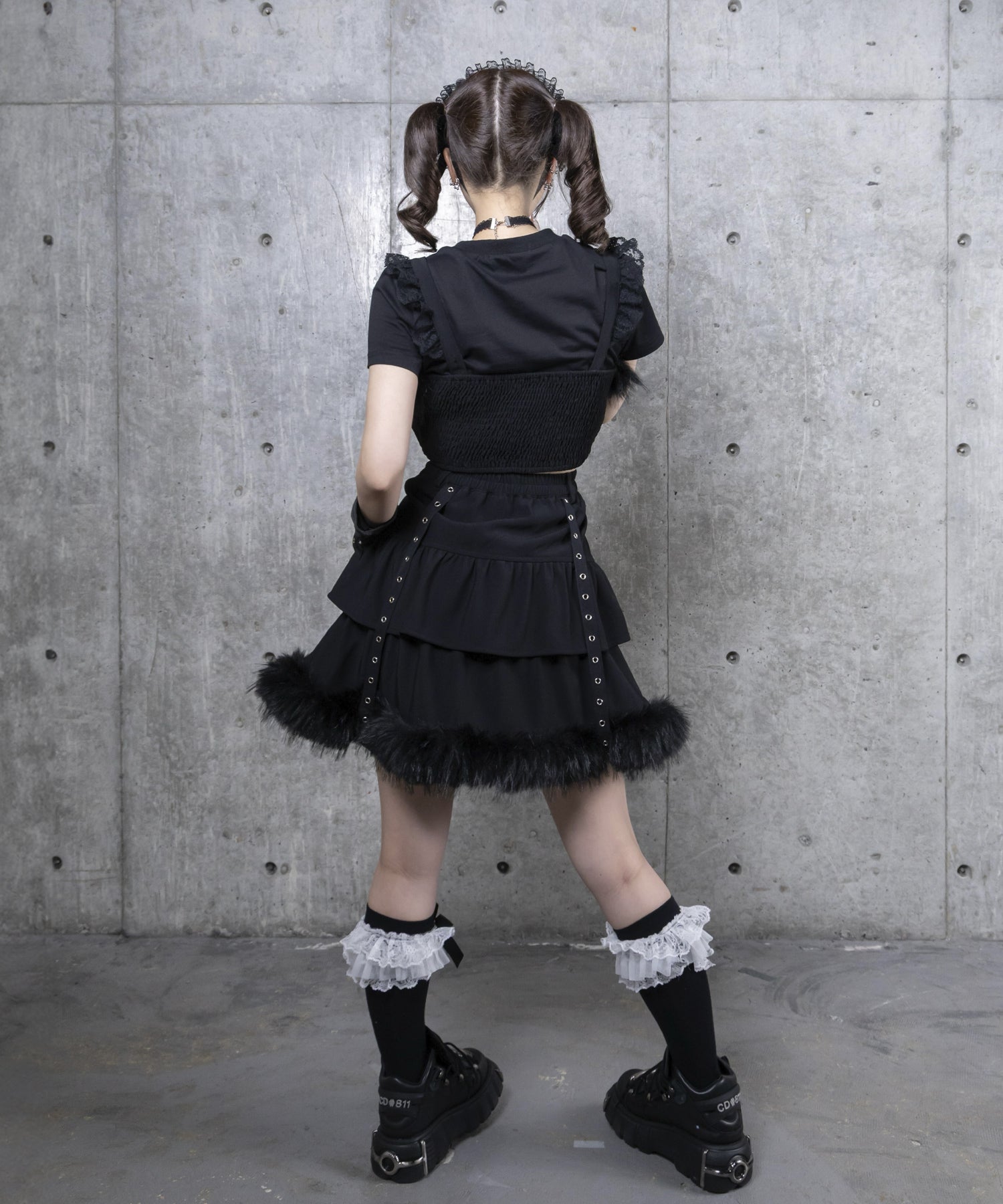 トップス+ハイウエストフリルスカート