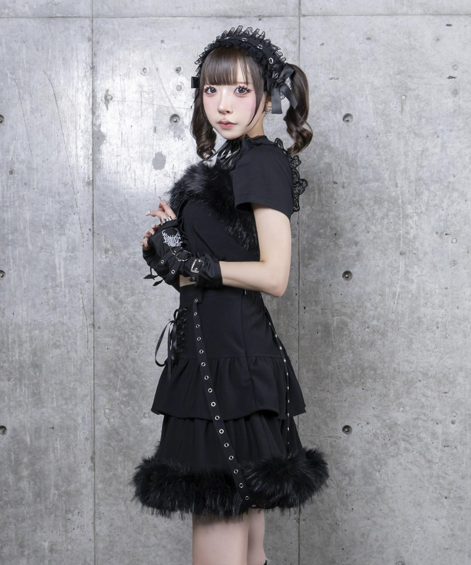 トップス+ハイウエストフリルスカート