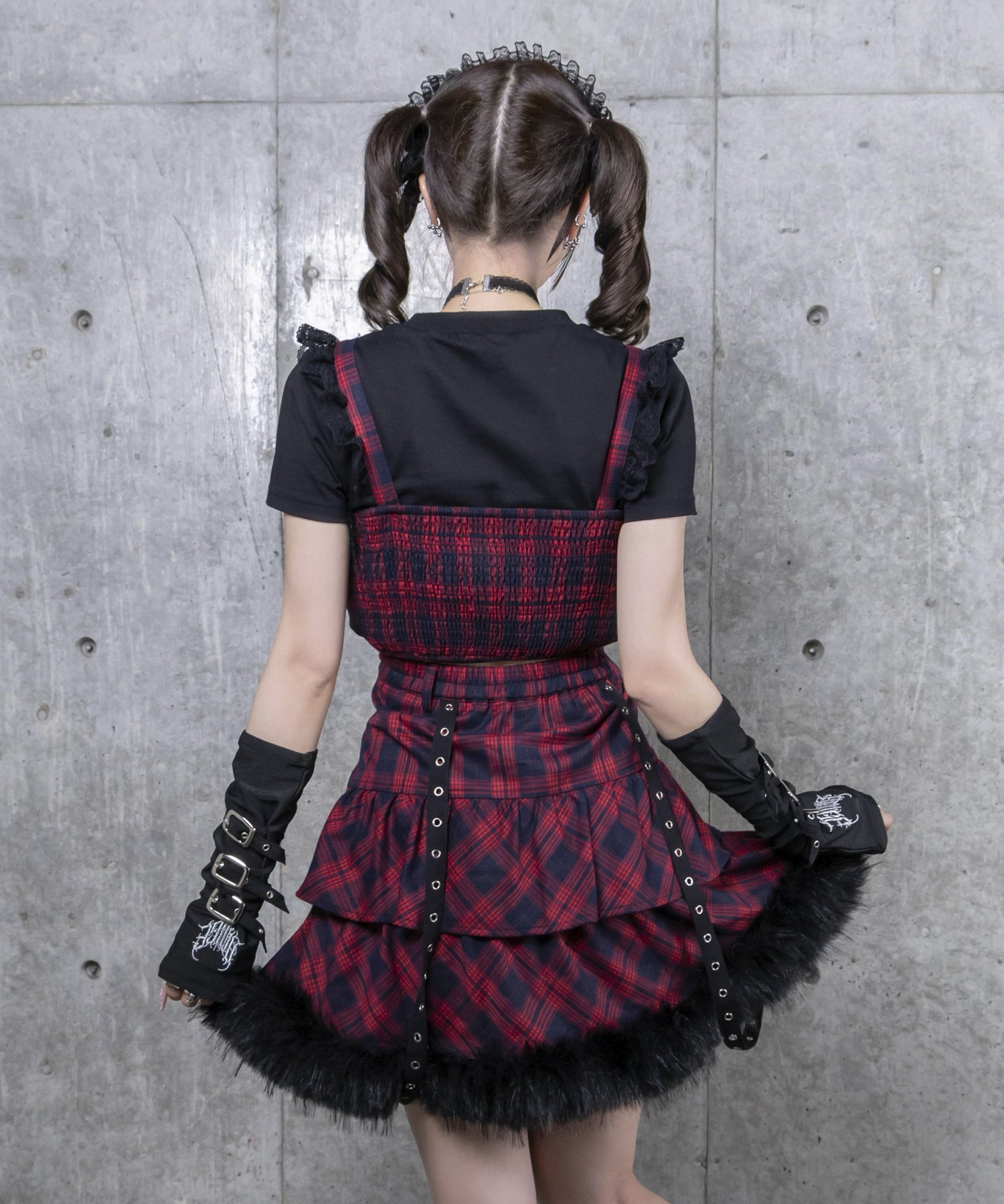 トップス+ハイウエストフリルスカート