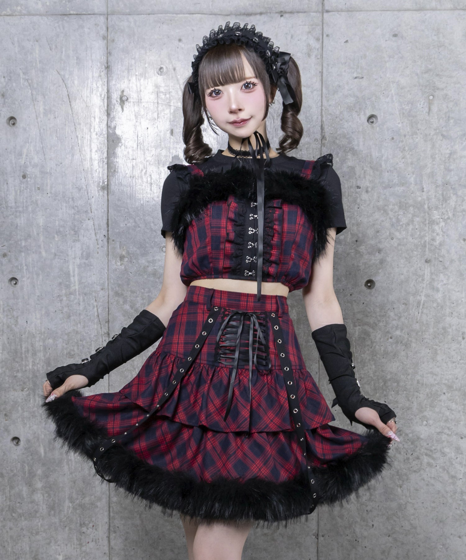 トップス+ハイウエストフリルスカート