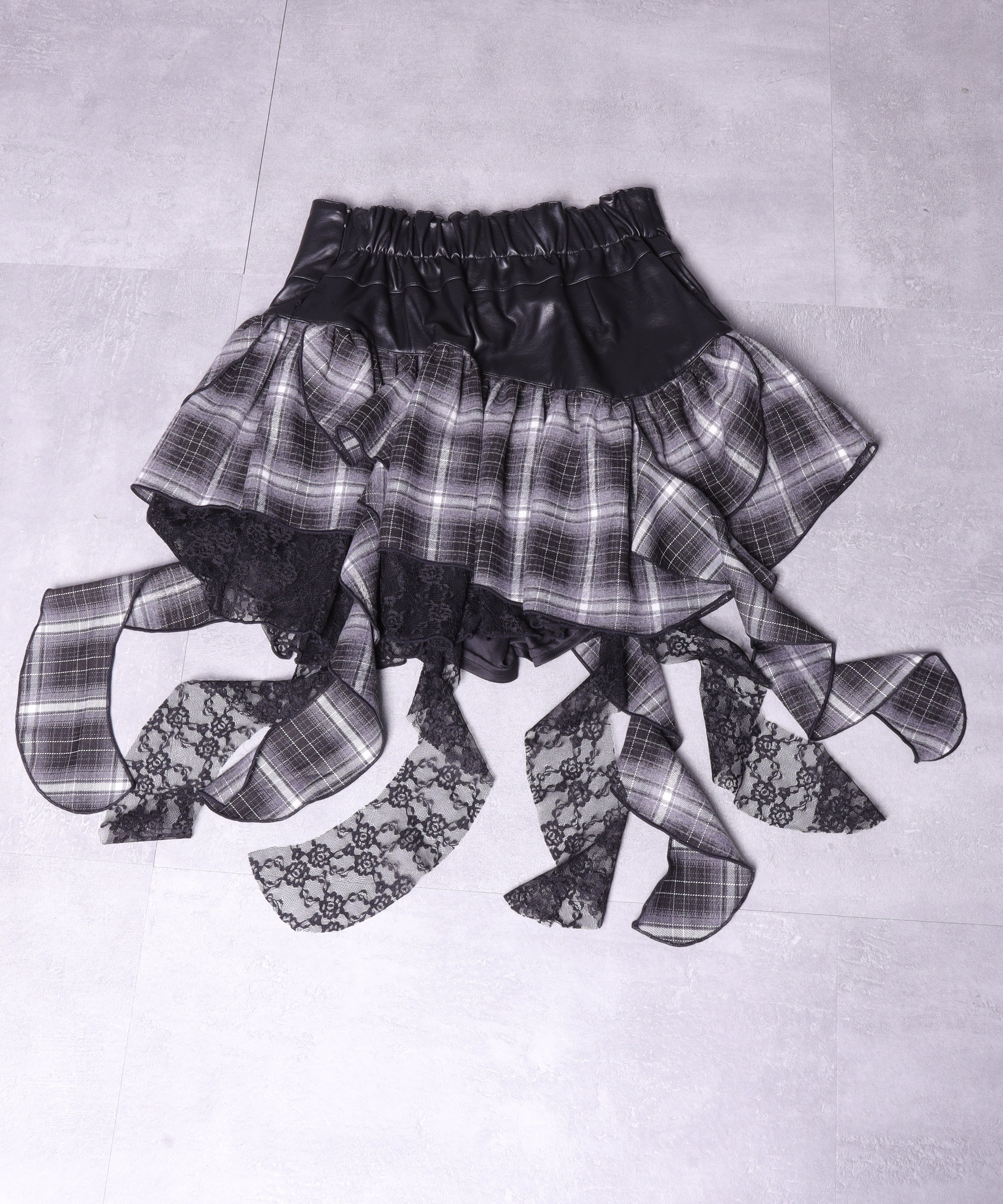 ハイウエストチェックイレギュラーヘムフレアスカート