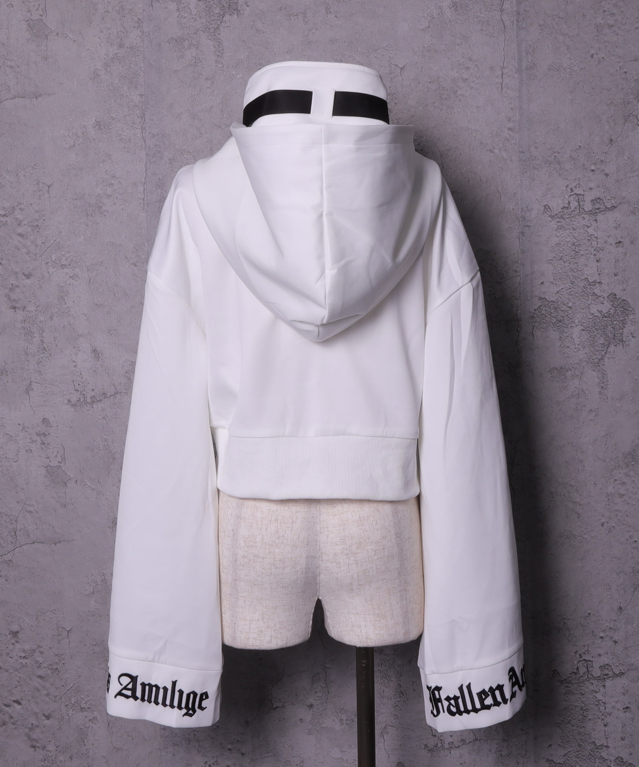 ショートZIPベルトハーネス付きパーカー