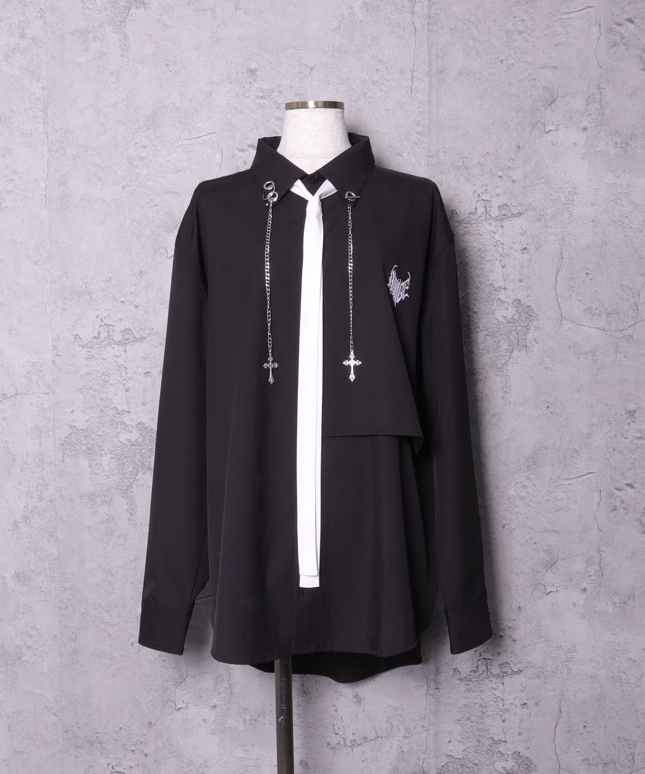 チェーン付きバイカラーリボンシャツ