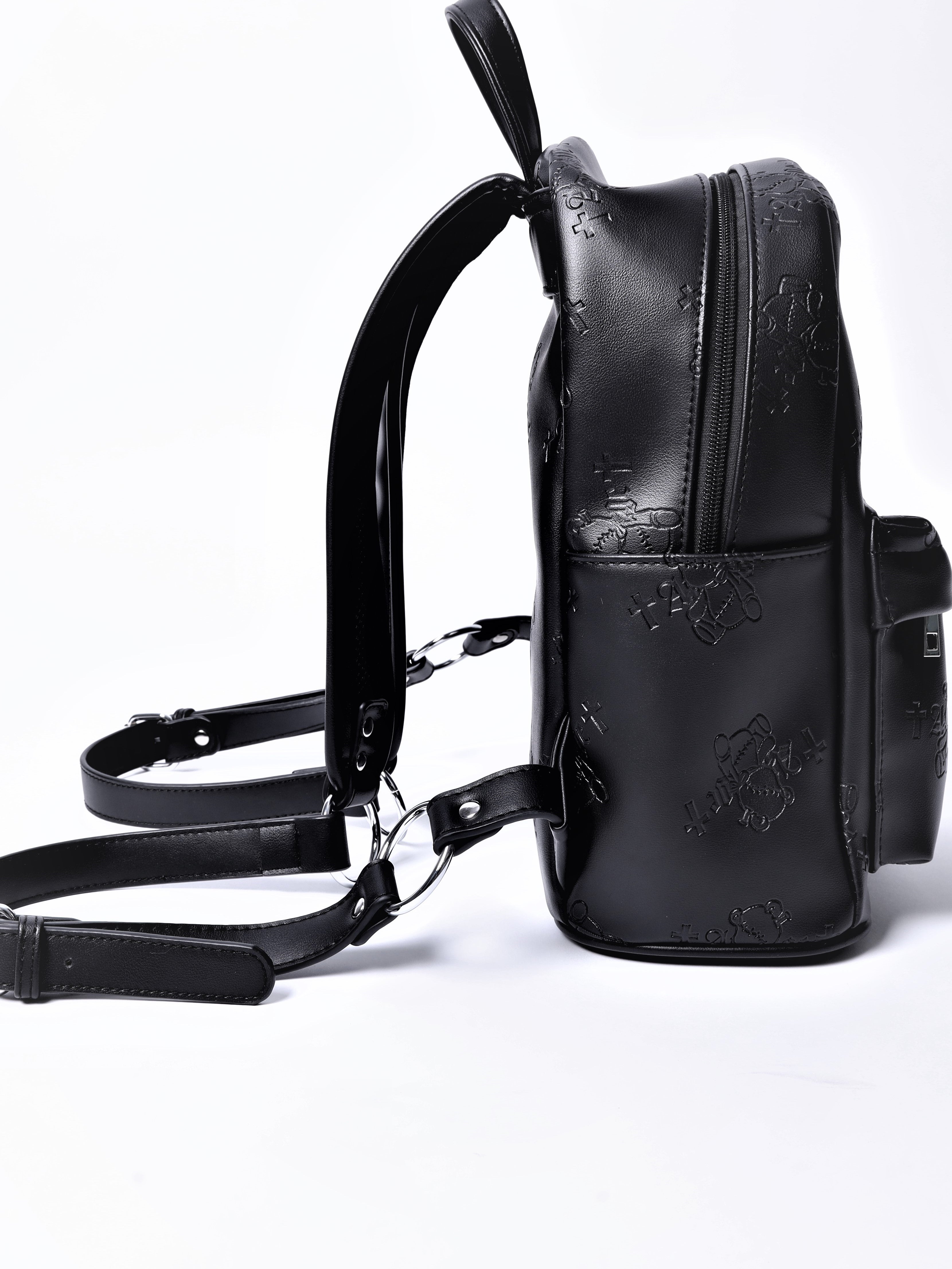 くぎベア型押し総柄リュック