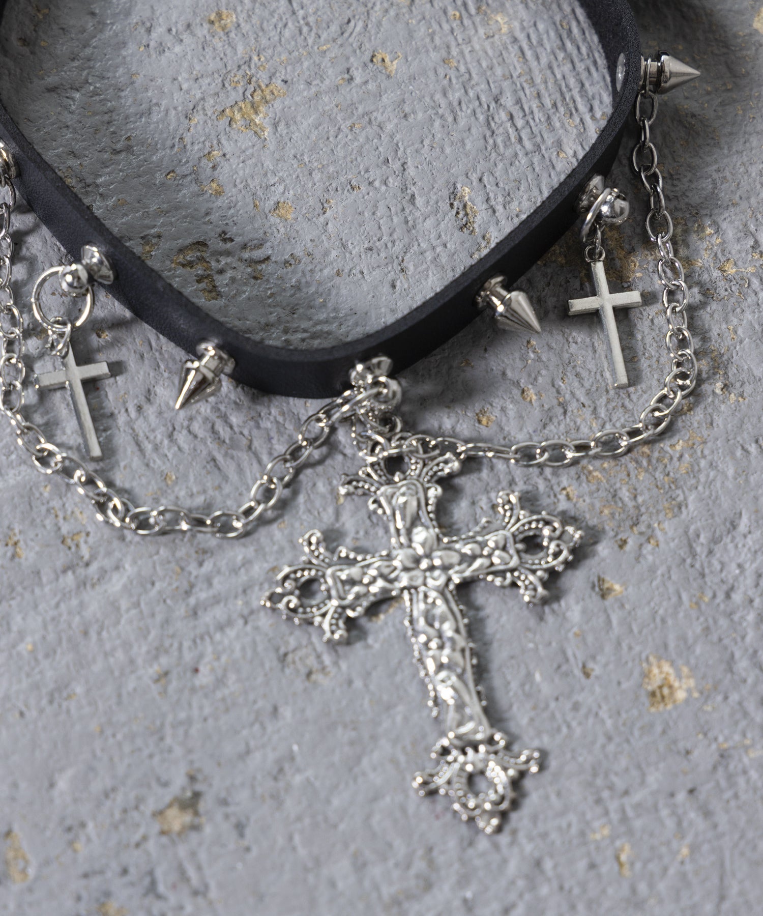 【Asheri-アシェリ-】チェーンクロスチョーカー