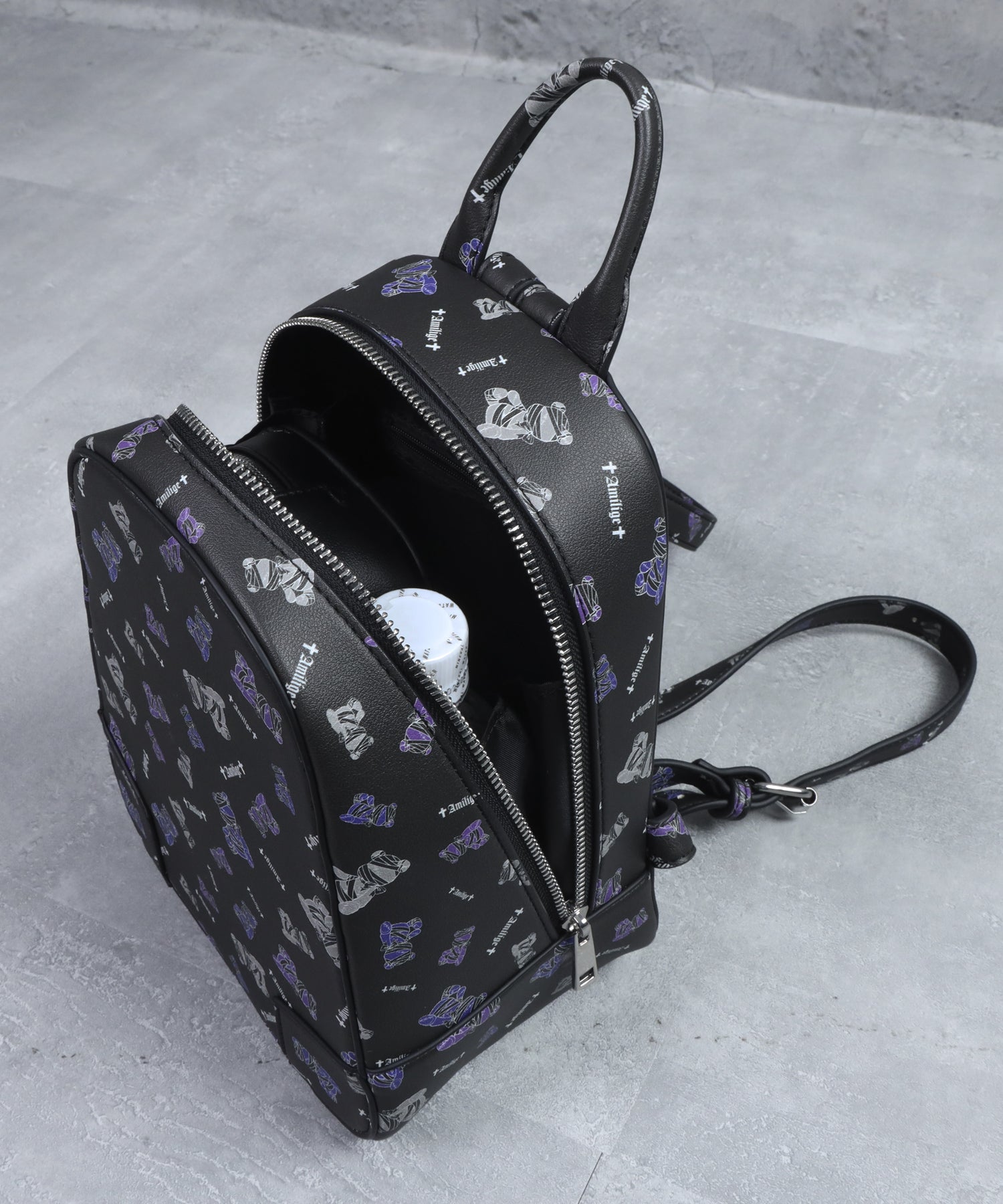 Bandage Bear総柄プリントミニリュック