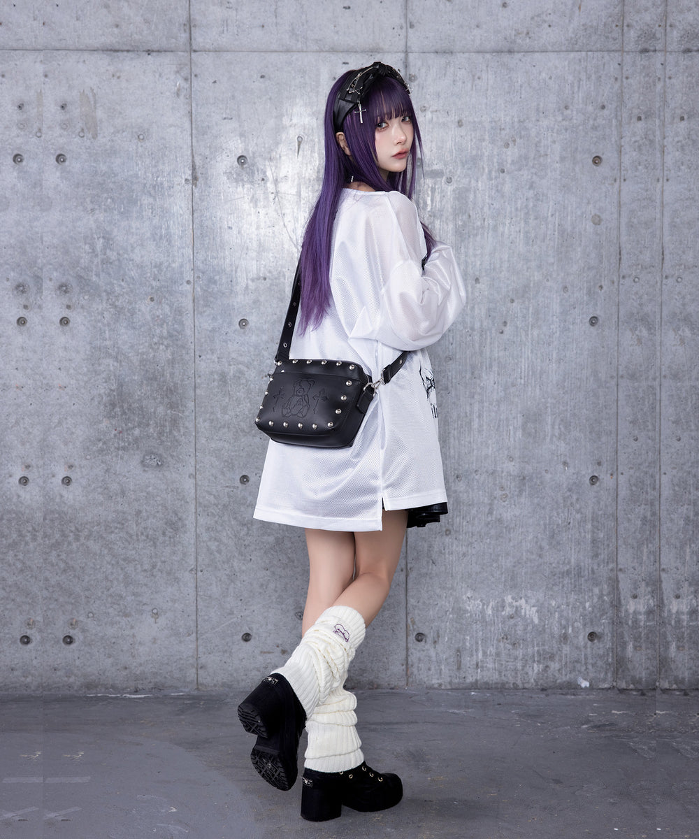 DARK ANGEL BEAR型押しスタッズショルダーバッグ– A AM STUDIO