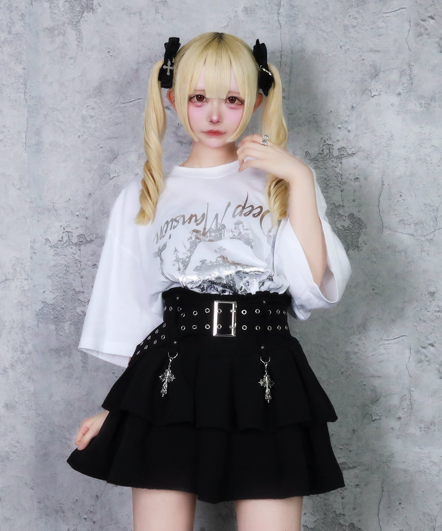 クロス羽箔プリントTシャツ