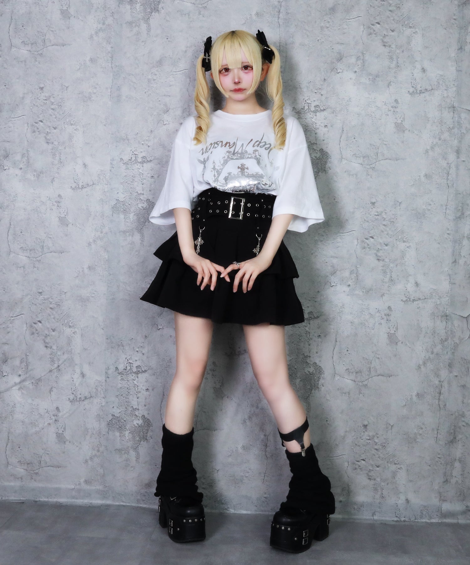 クロス羽箔プリントTシャツ