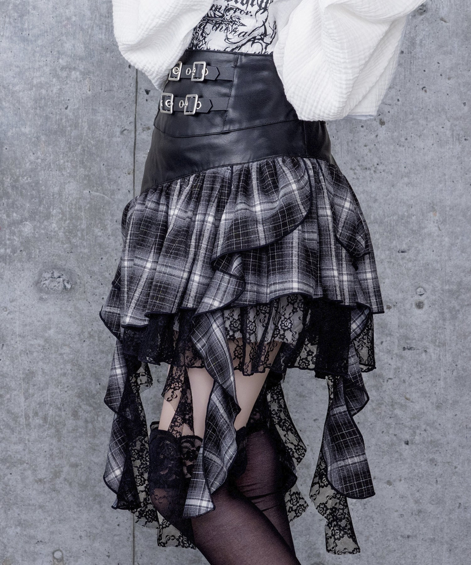 ハイウエストチェックイレギュラーヘムフレアスカート