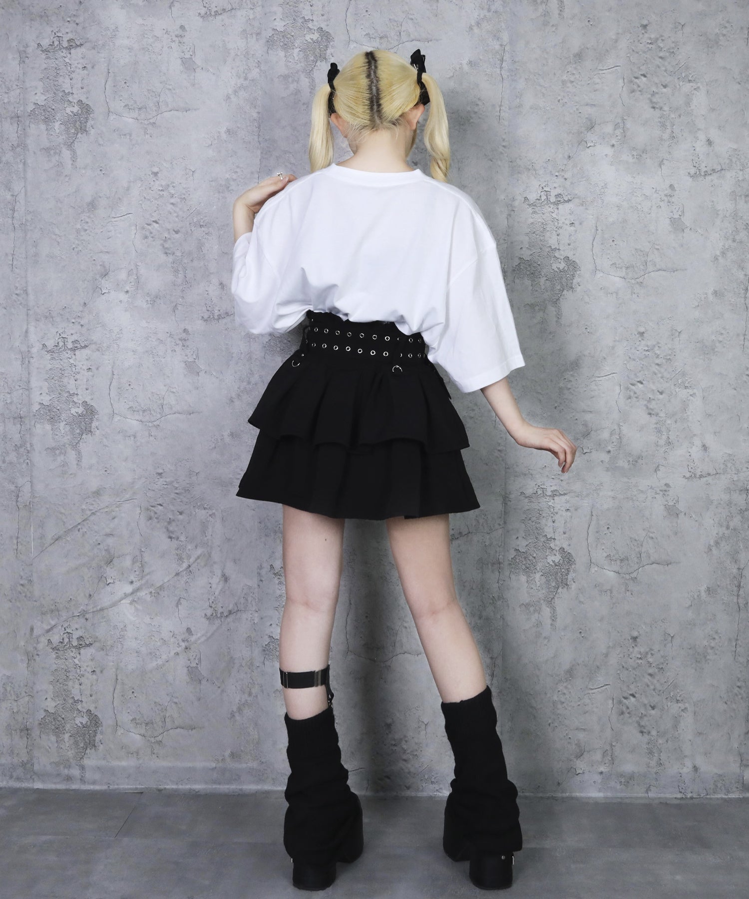 クロス羽箔プリントTシャツ