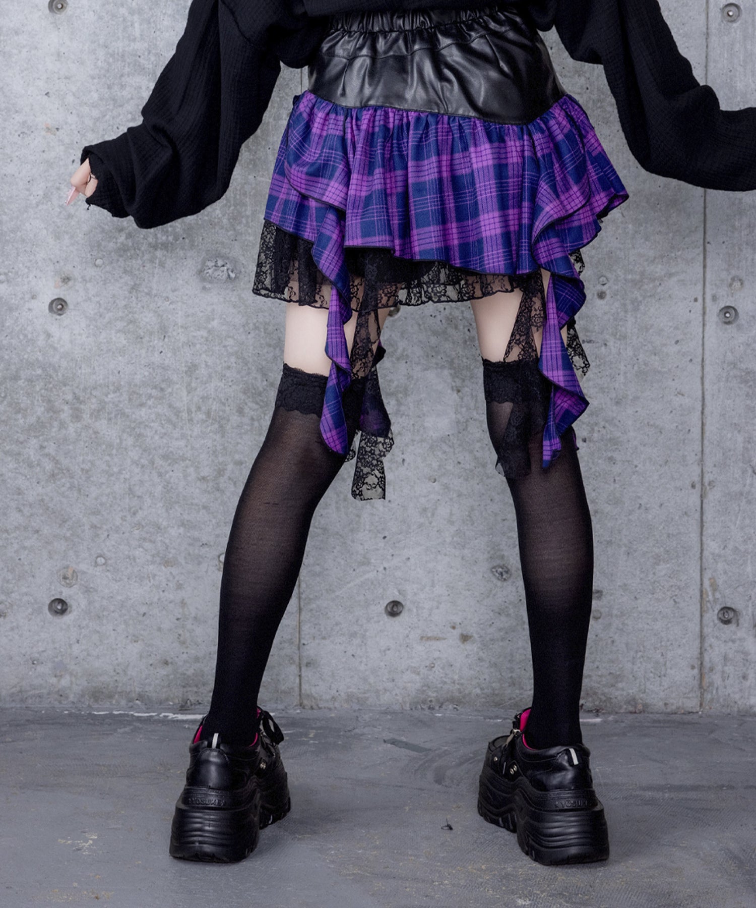 ハイウエストチェックイレギュラーヘムフレアスカート