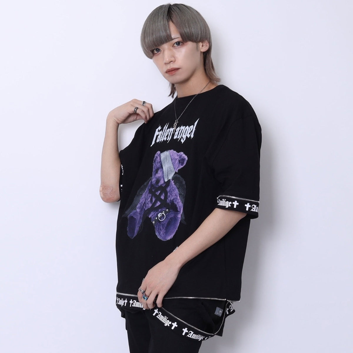 AmiligeアミリージュロゴテープZIPTシャツ