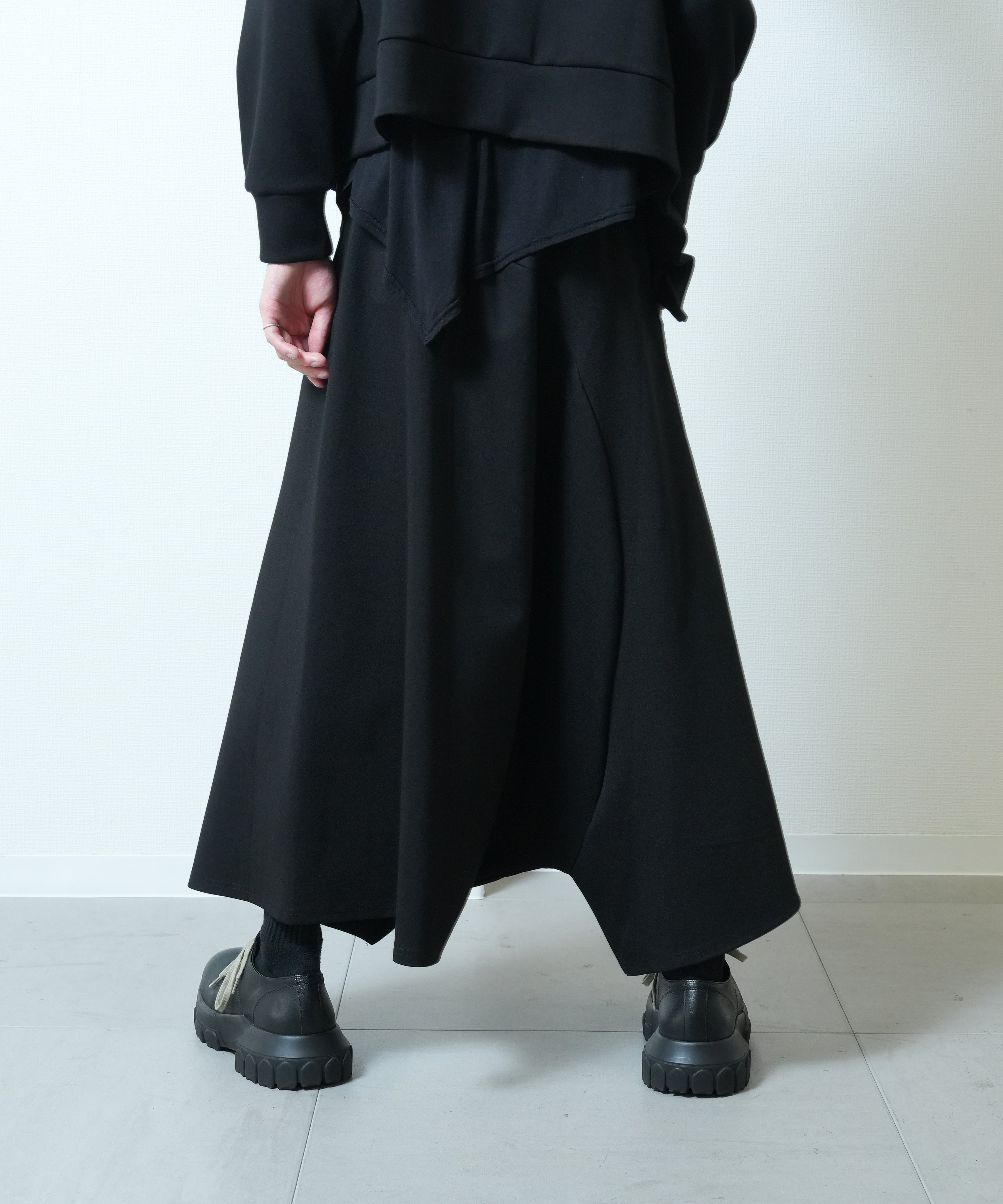 Asymmetry wide sarouel pants