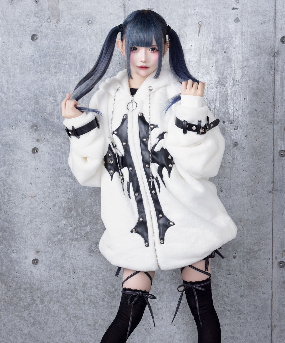 うさぎ耳クロススタッズZIPファーコート– A AM STUDIO