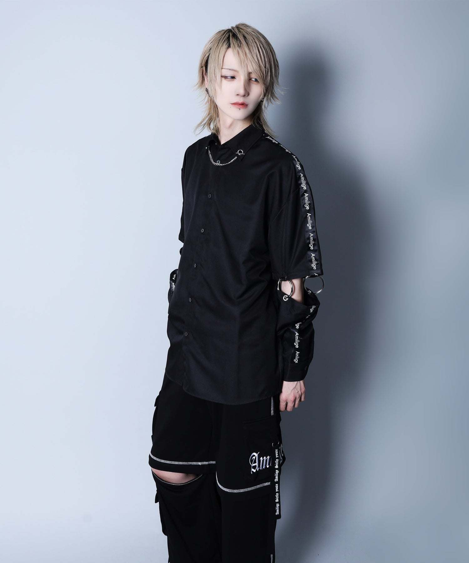 袖リングウイングプリントシャツ