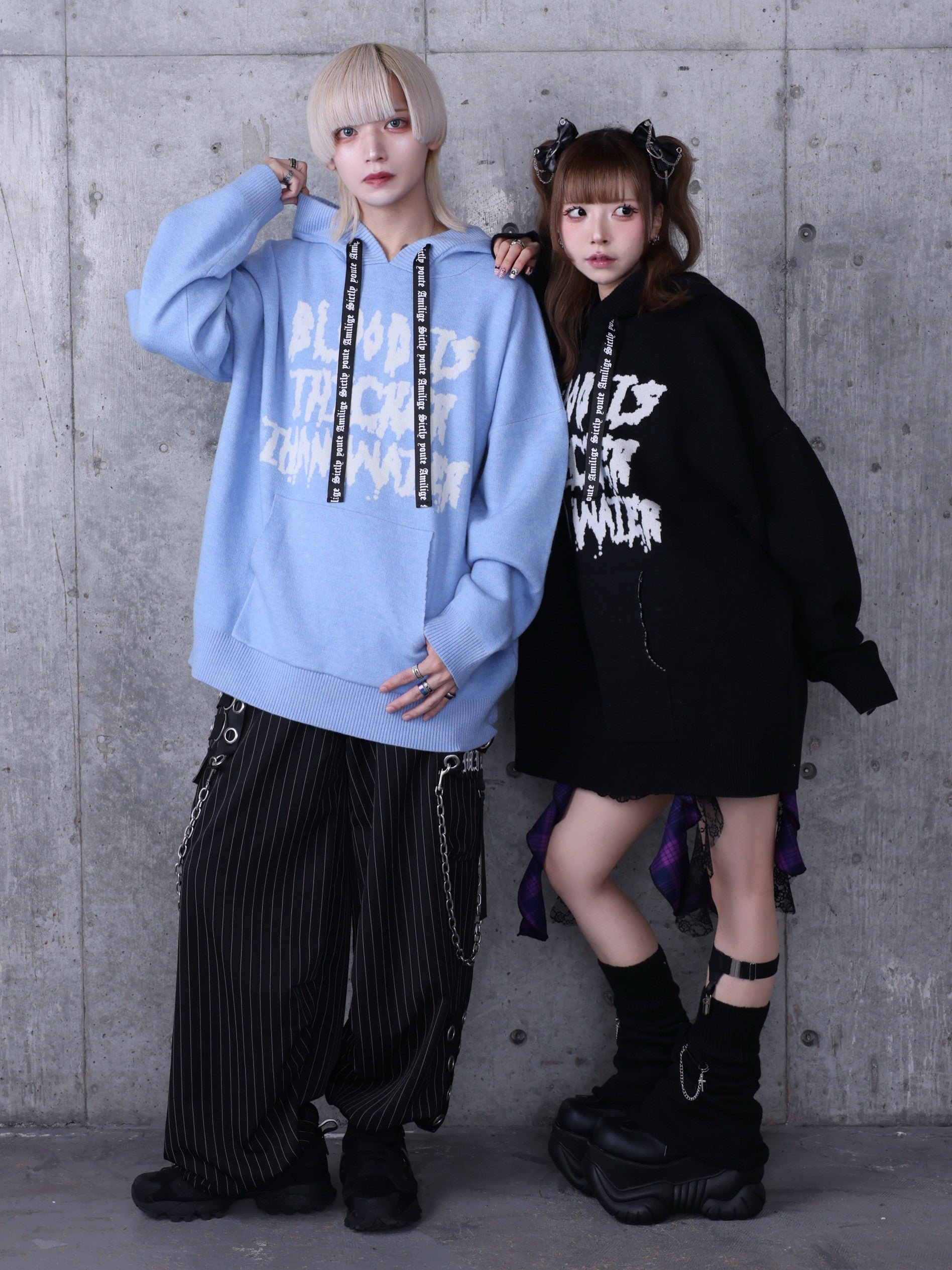 BLOOD IS THICKER THAN WATERパーカーニット