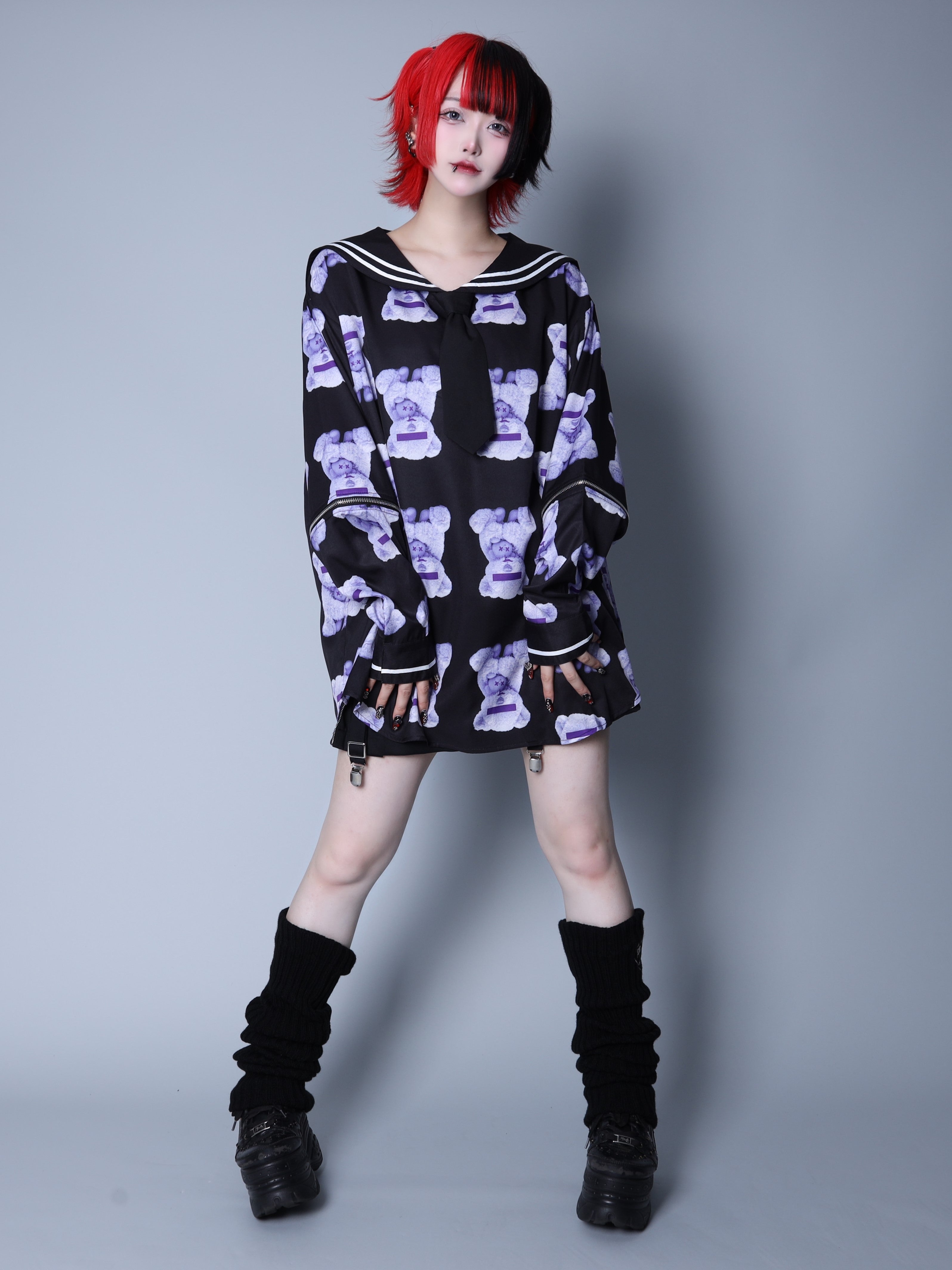 PSYCHO PASS総柄セーラーカラープルオーバー